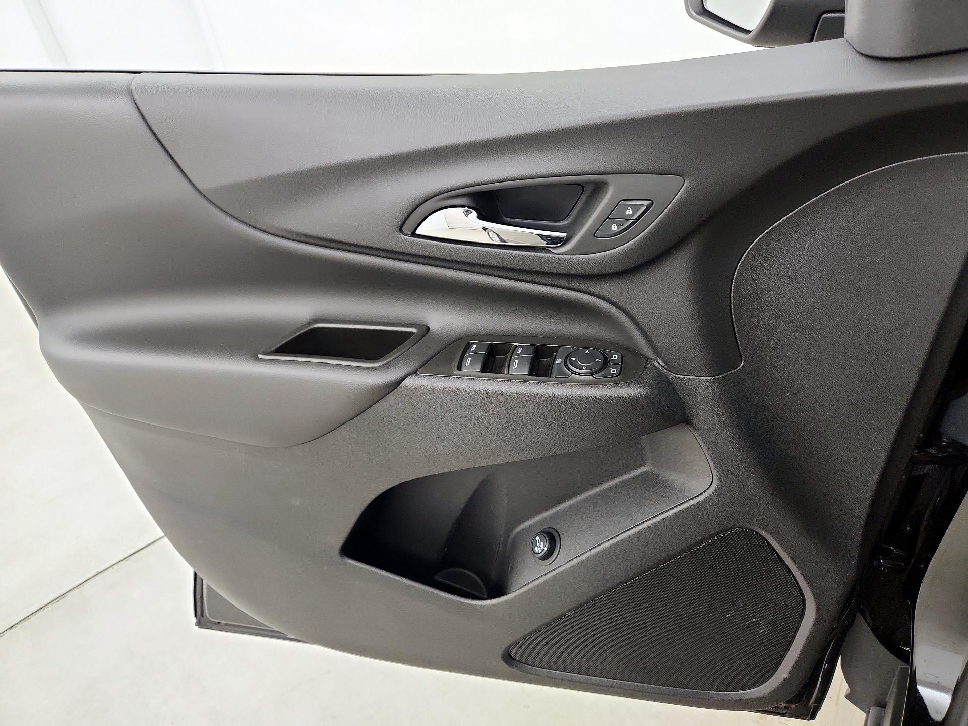 Thumbnail: 2024 Chevrolet Equinox - 12