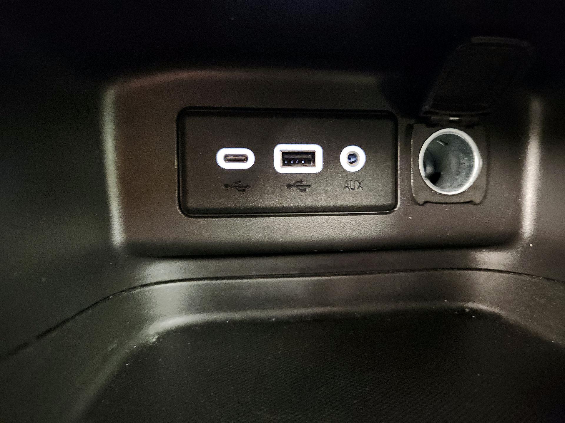 Thumbnail: 2024 Chevrolet Equinox - 18