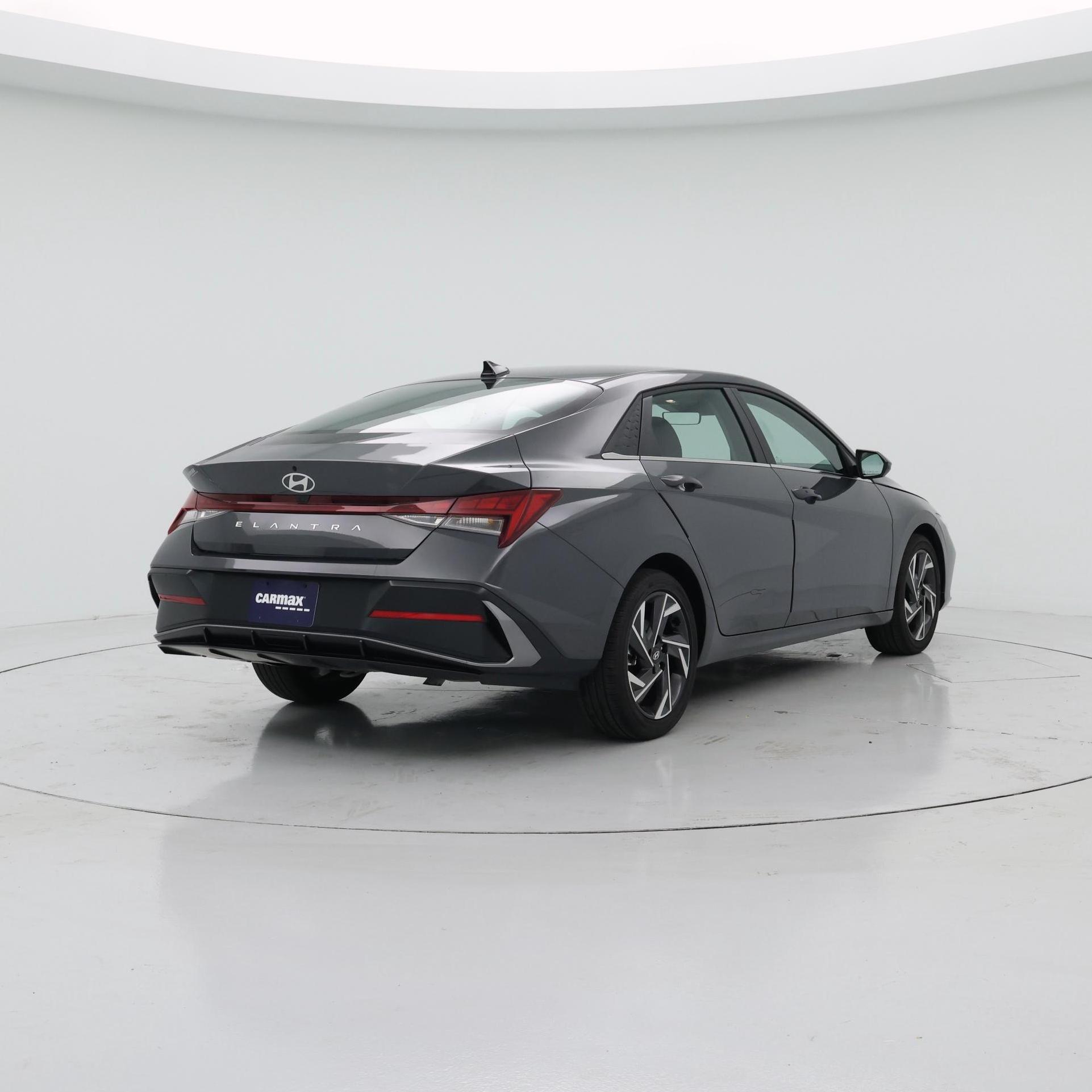 Thumbnail: 2025 Hyundai Elantra - 8