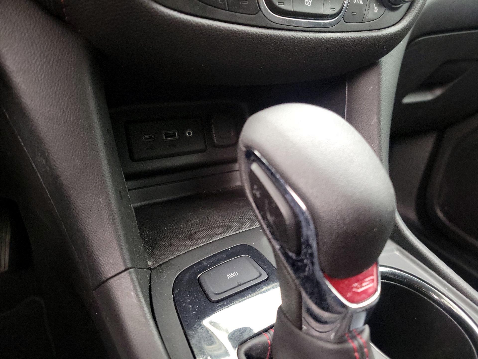 Thumbnail: 2023 Chevrolet Equinox - 18