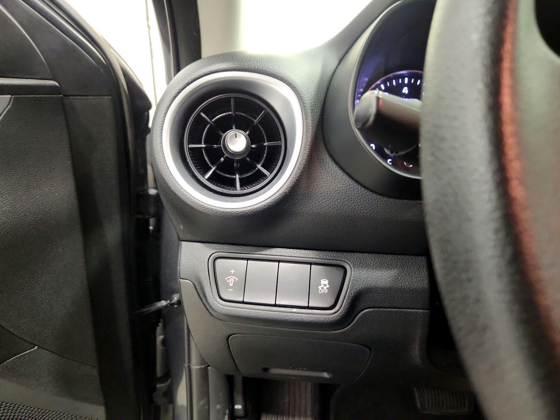 Thumbnail: 2024 Kia Forte - 13