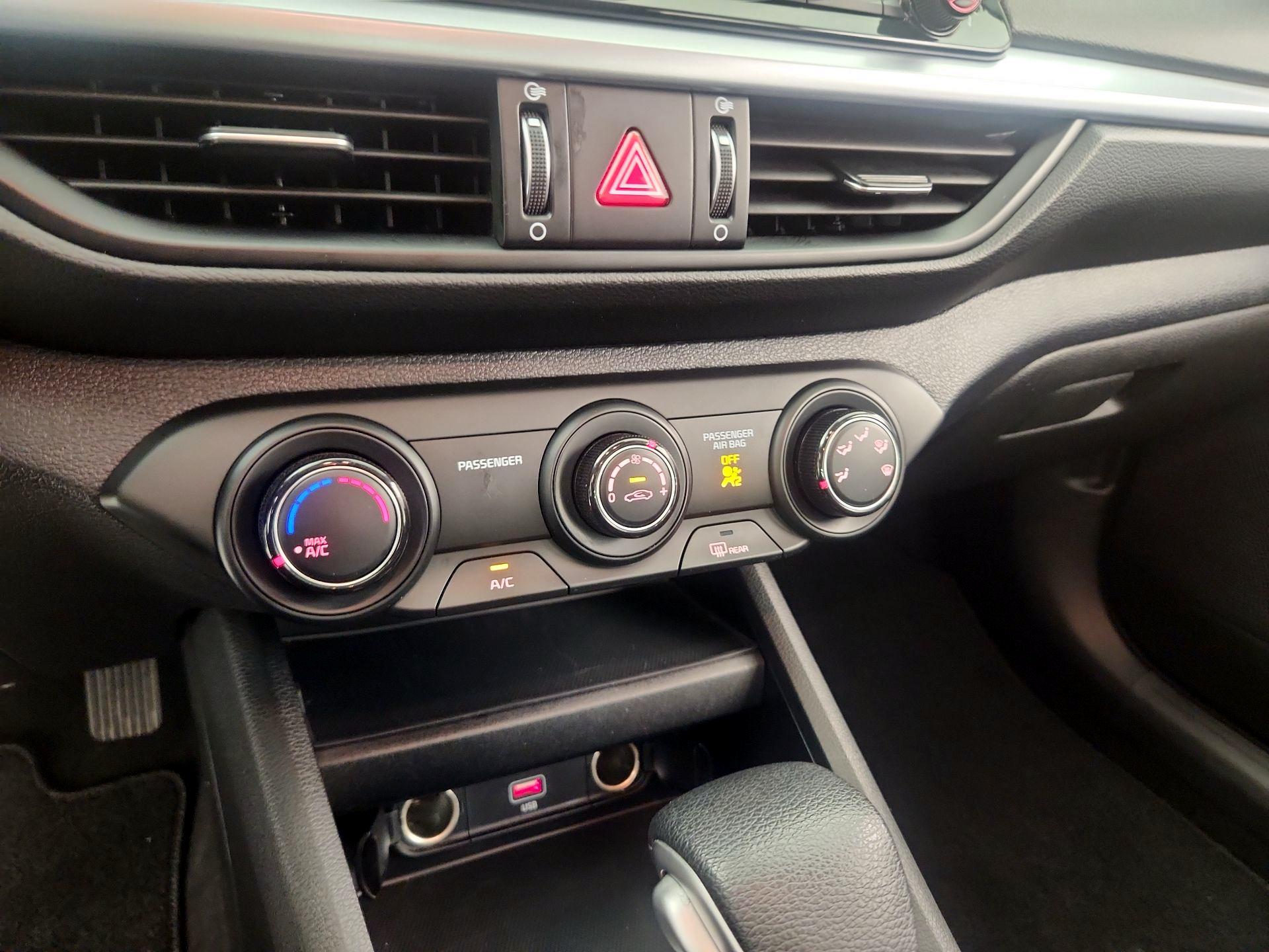 Thumbnail: 2023 Kia Forte - 16