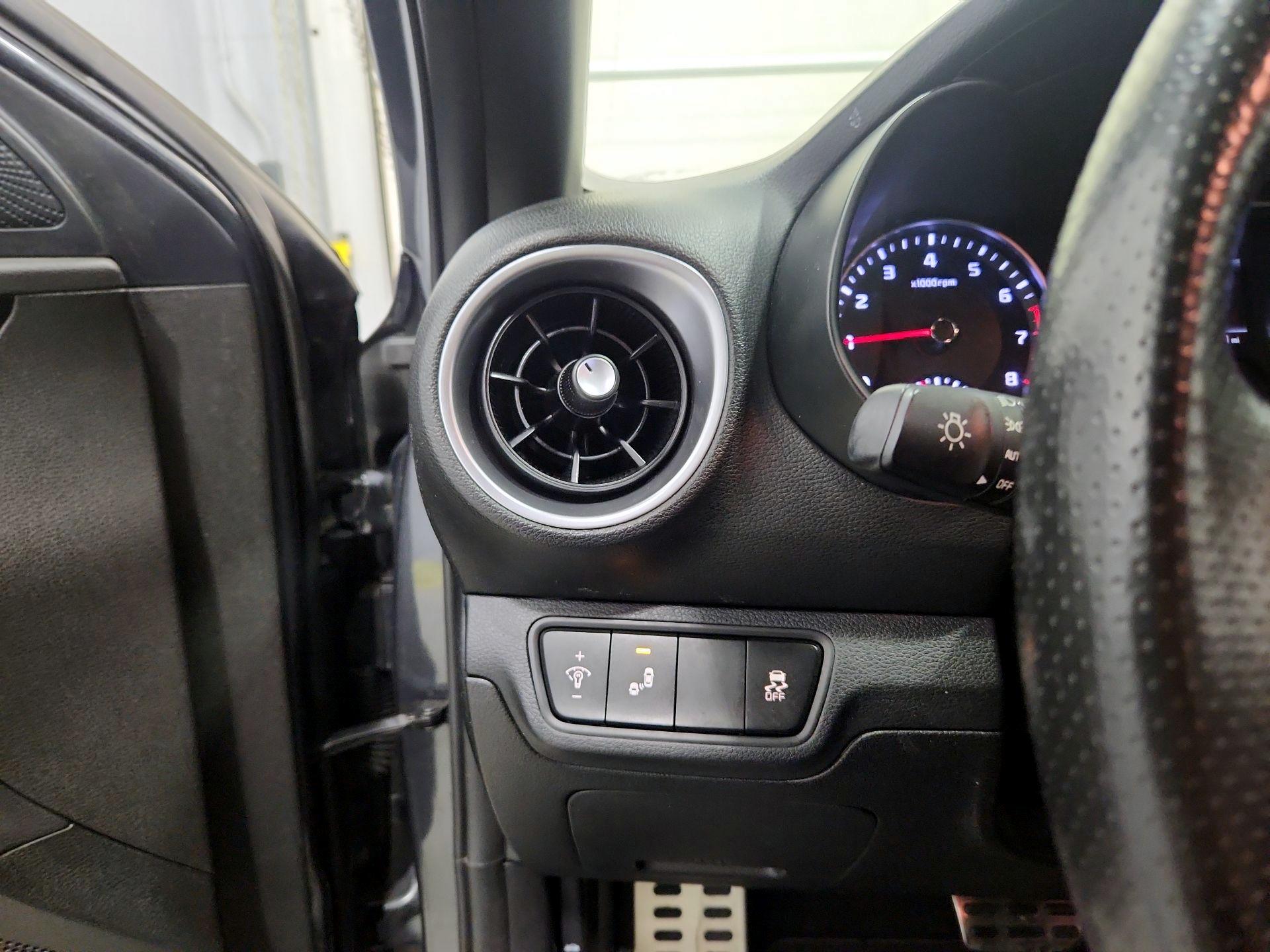 Thumbnail: 2023 Kia Forte - 13