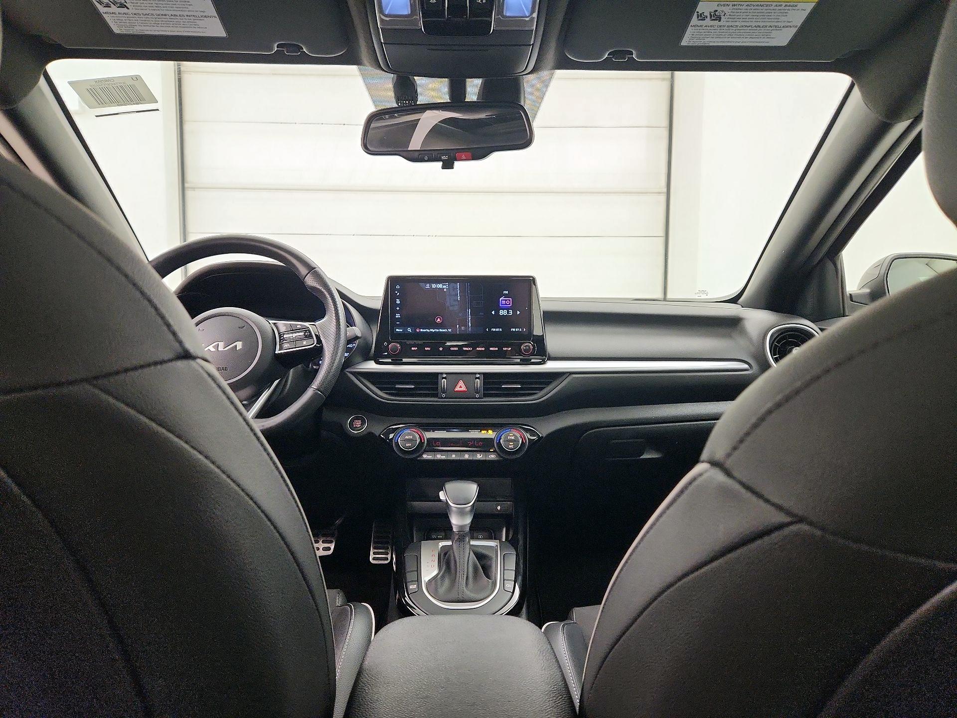 Thumbnail: 2023 Kia Forte - 9