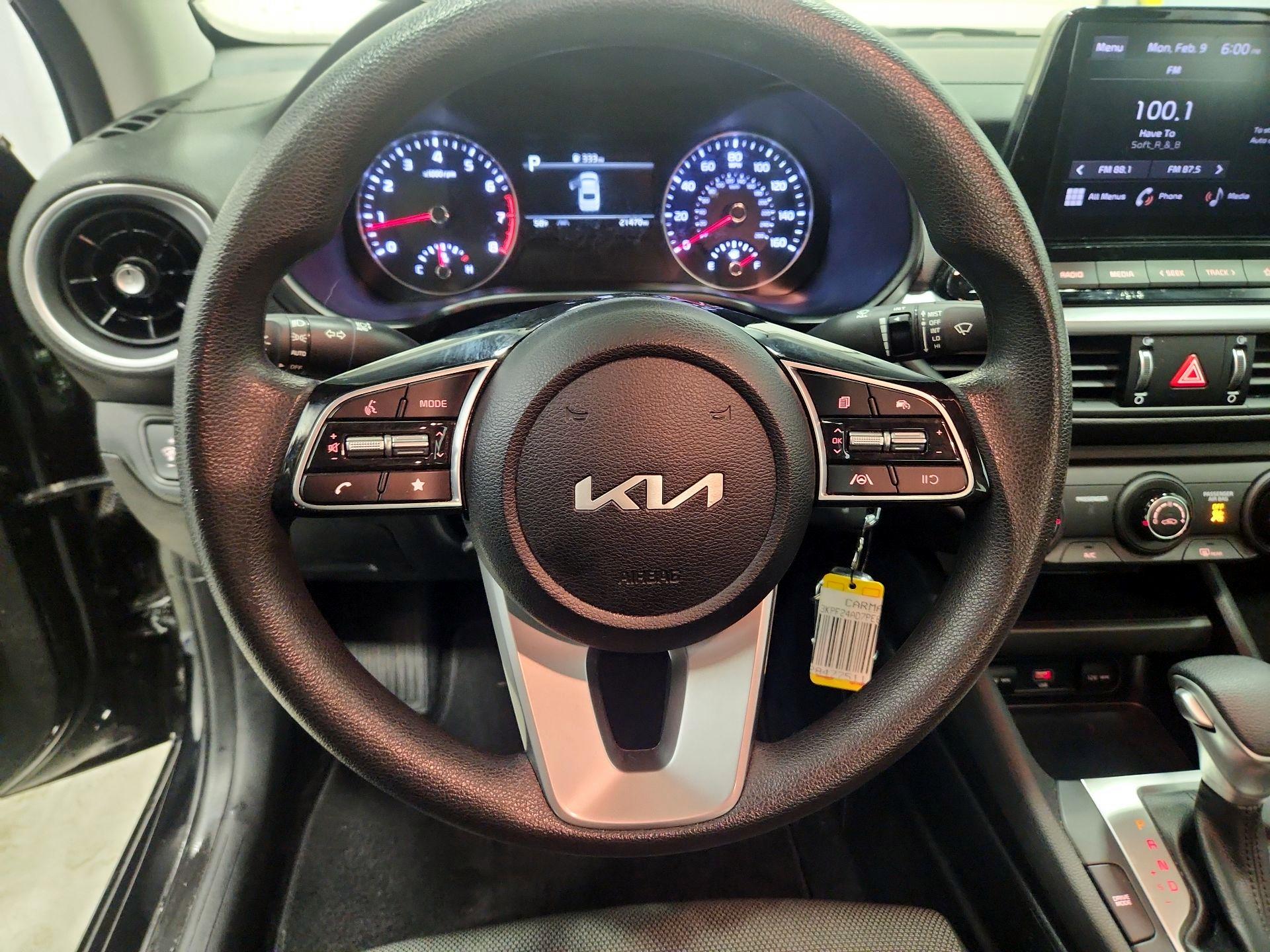 Thumbnail: 2023 Kia Forte - 10