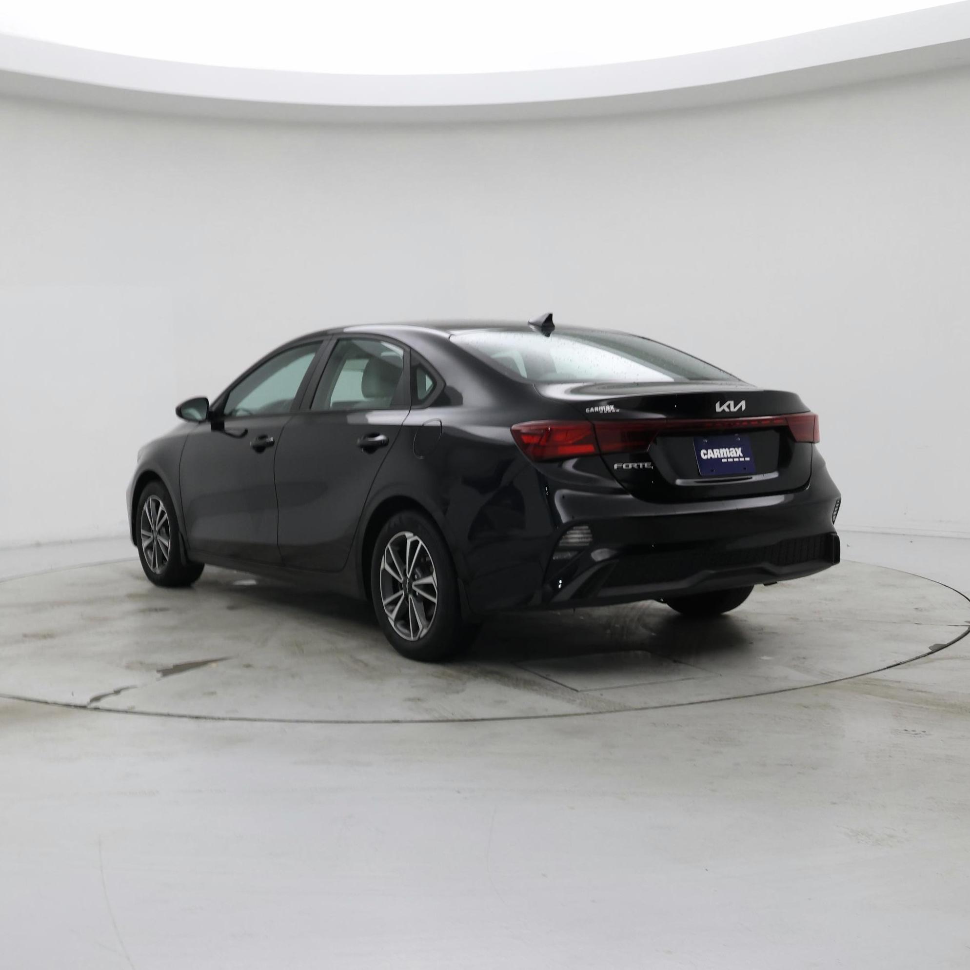 Thumbnail: 2023 Kia Forte - 2