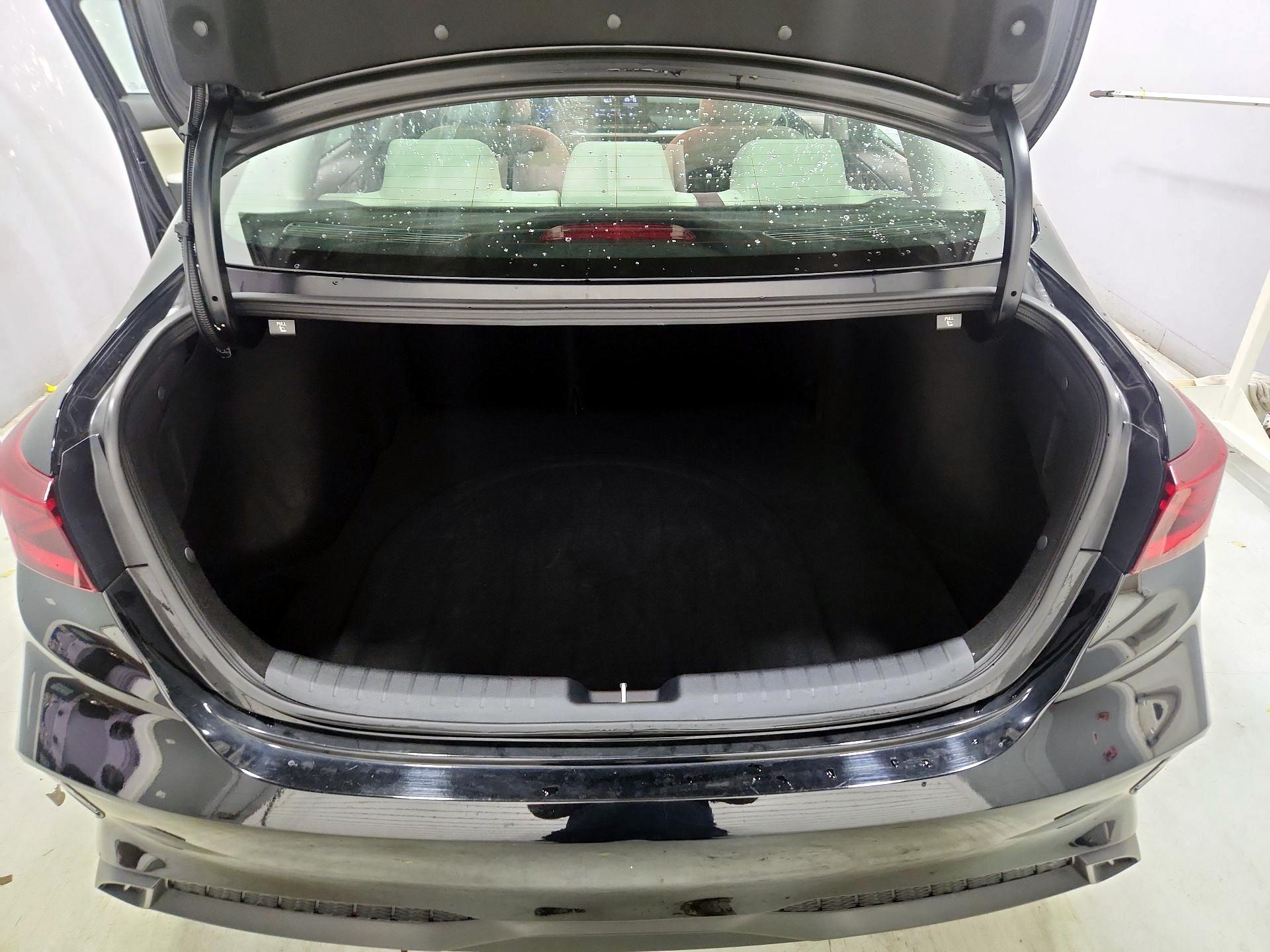 Thumbnail: 2023 Kia Forte - 20