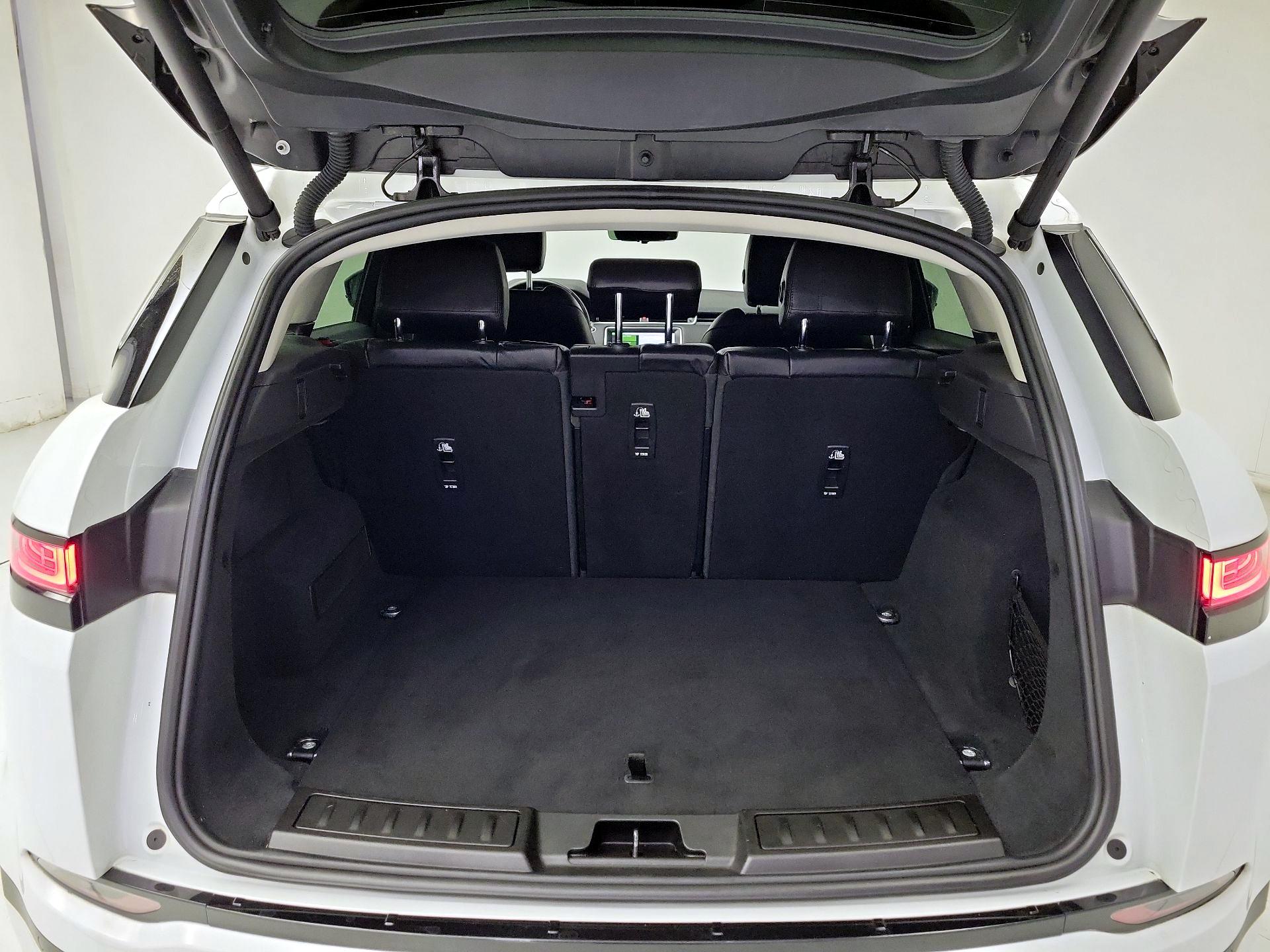 Thumbnail: 2020 Land Rover Range Rover Evoque - 20