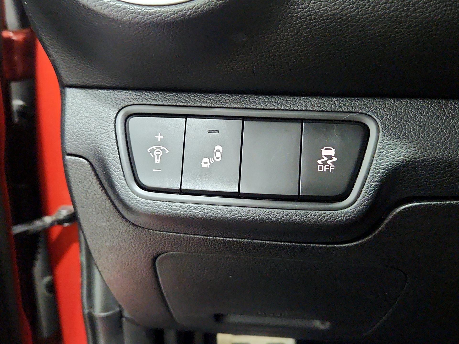 Thumbnail: 2023 Kia Forte - 13