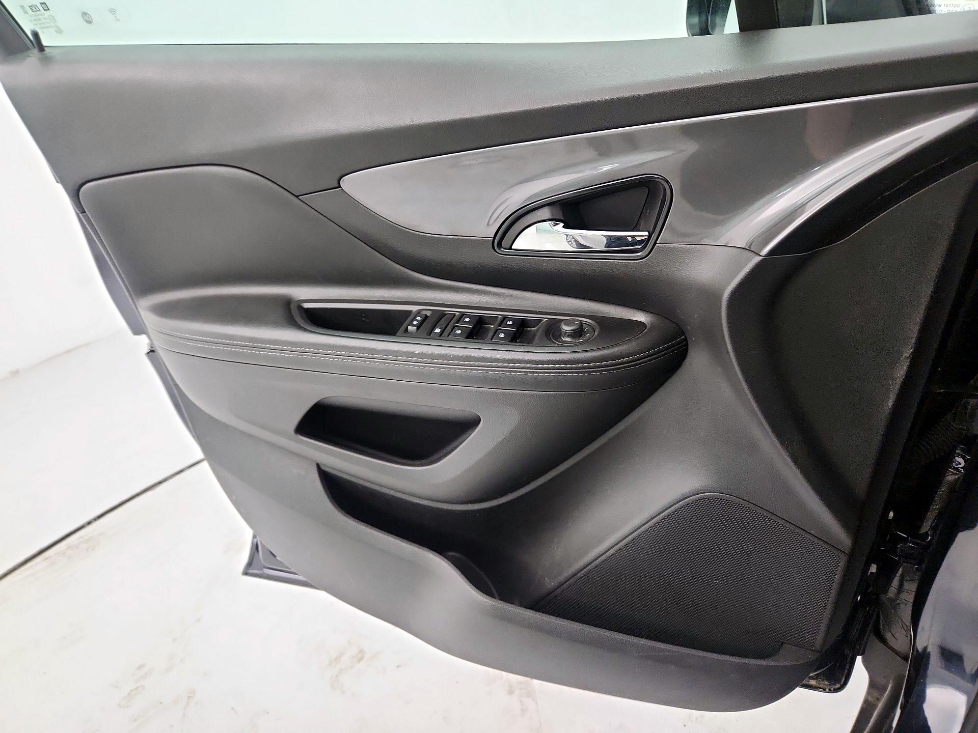 Thumbnail: 2021 Buick Encore - 12