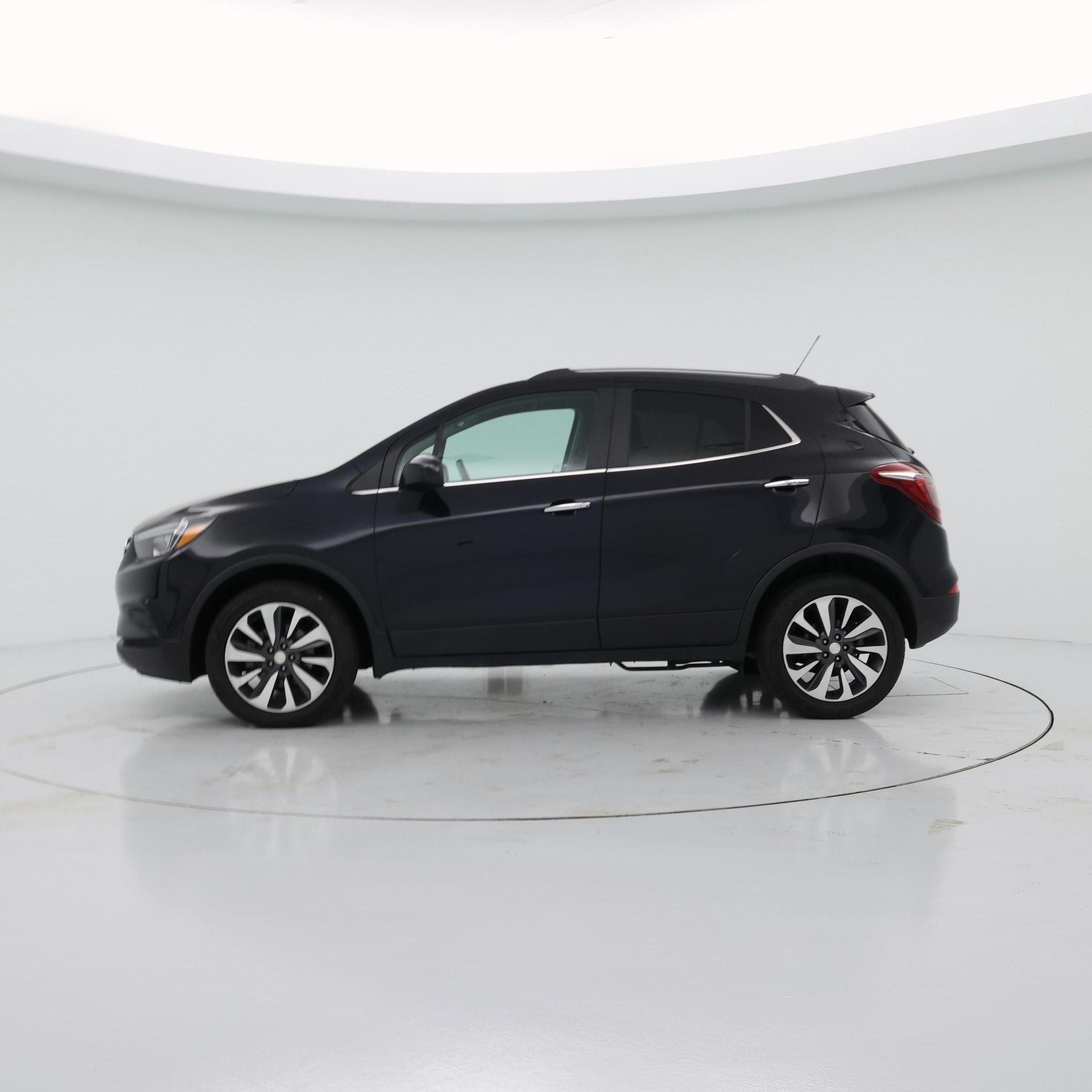 Thumbnail: 2021 Buick Encore - 3