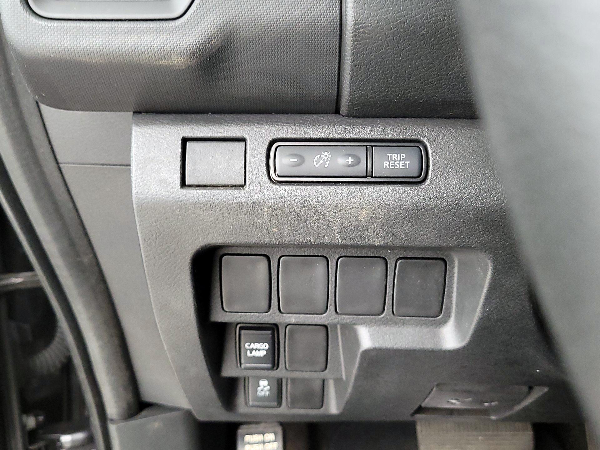 Thumbnail: 2022 Nissan Frontier - 13