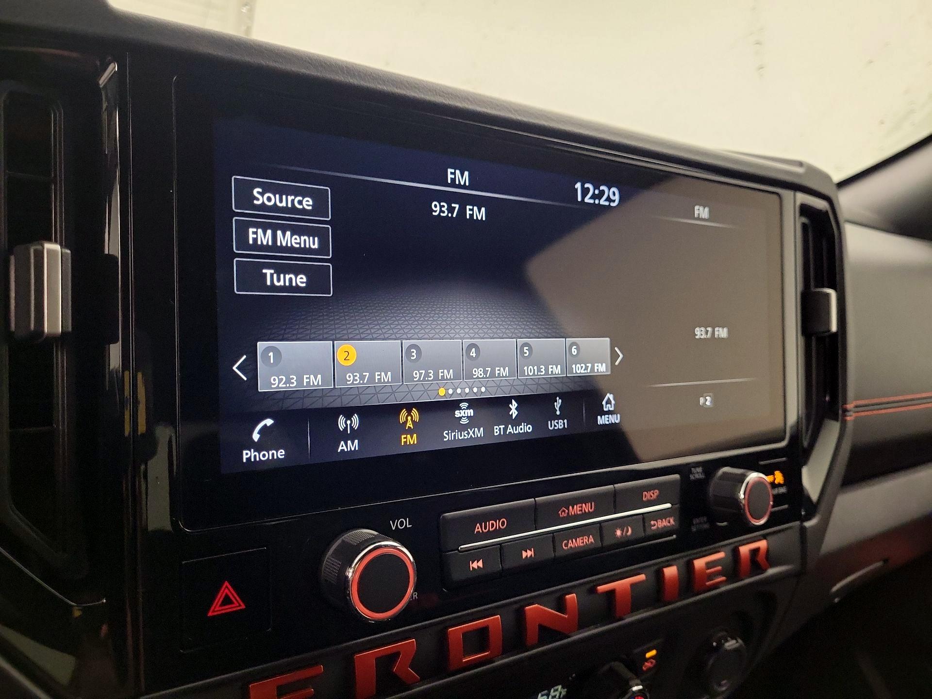 Thumbnail: 2025 Nissan Frontier - 15