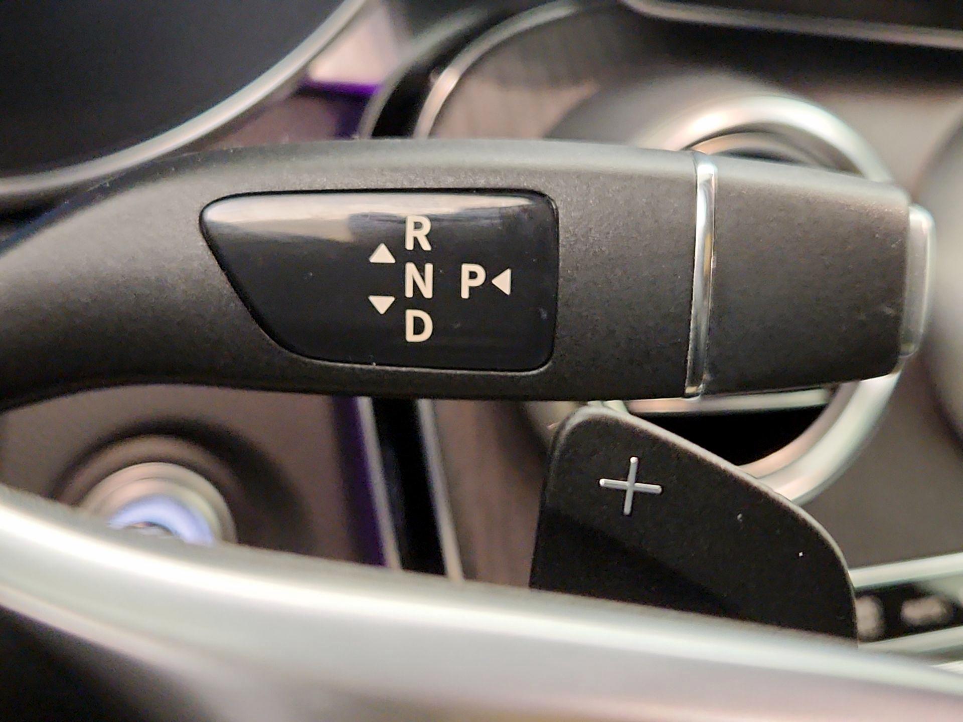 Thumbnail: 2022 Mercedes-Benz GLC - 17