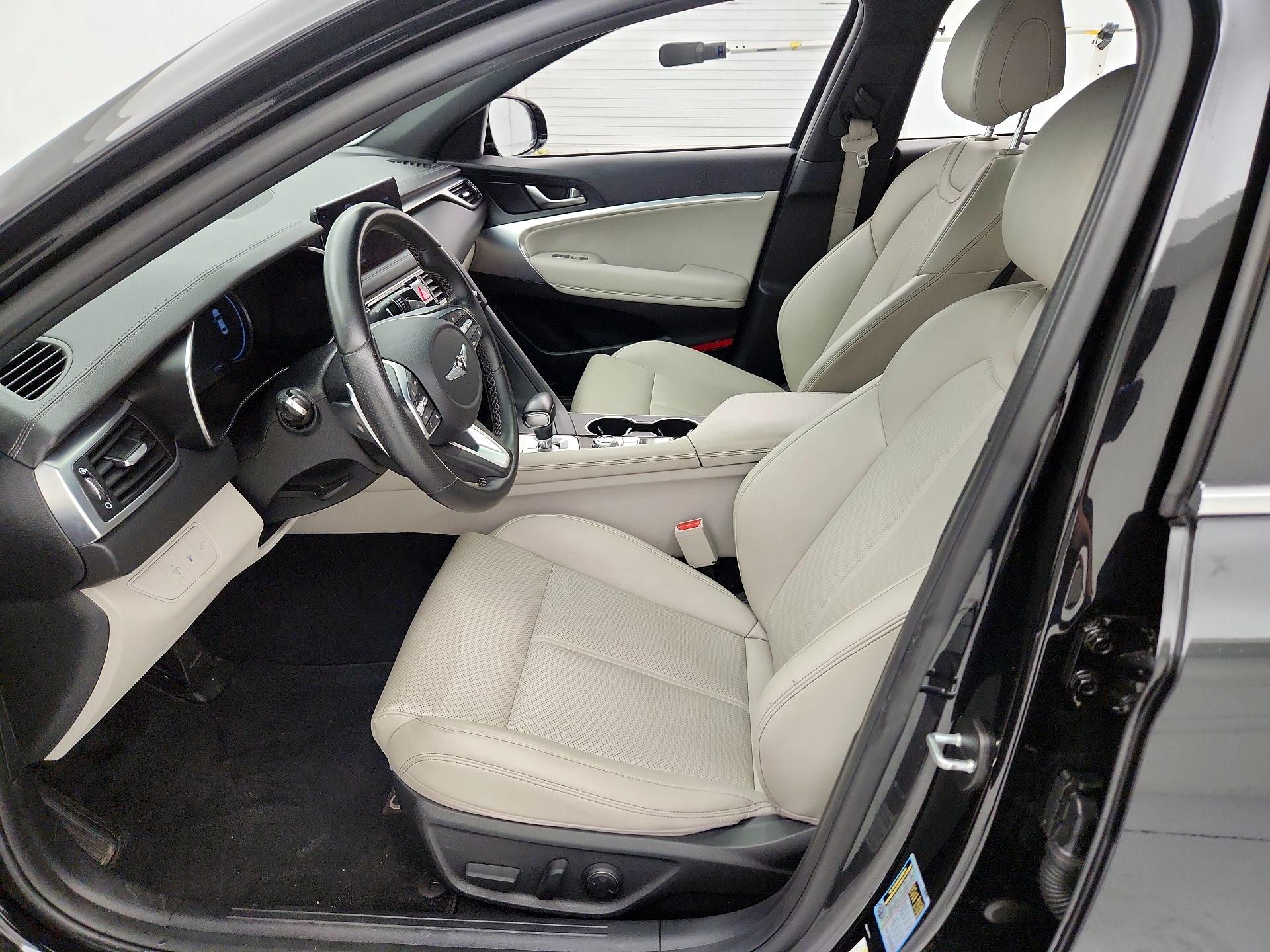 Thumbnail: 2022 Genesis G70 - 11