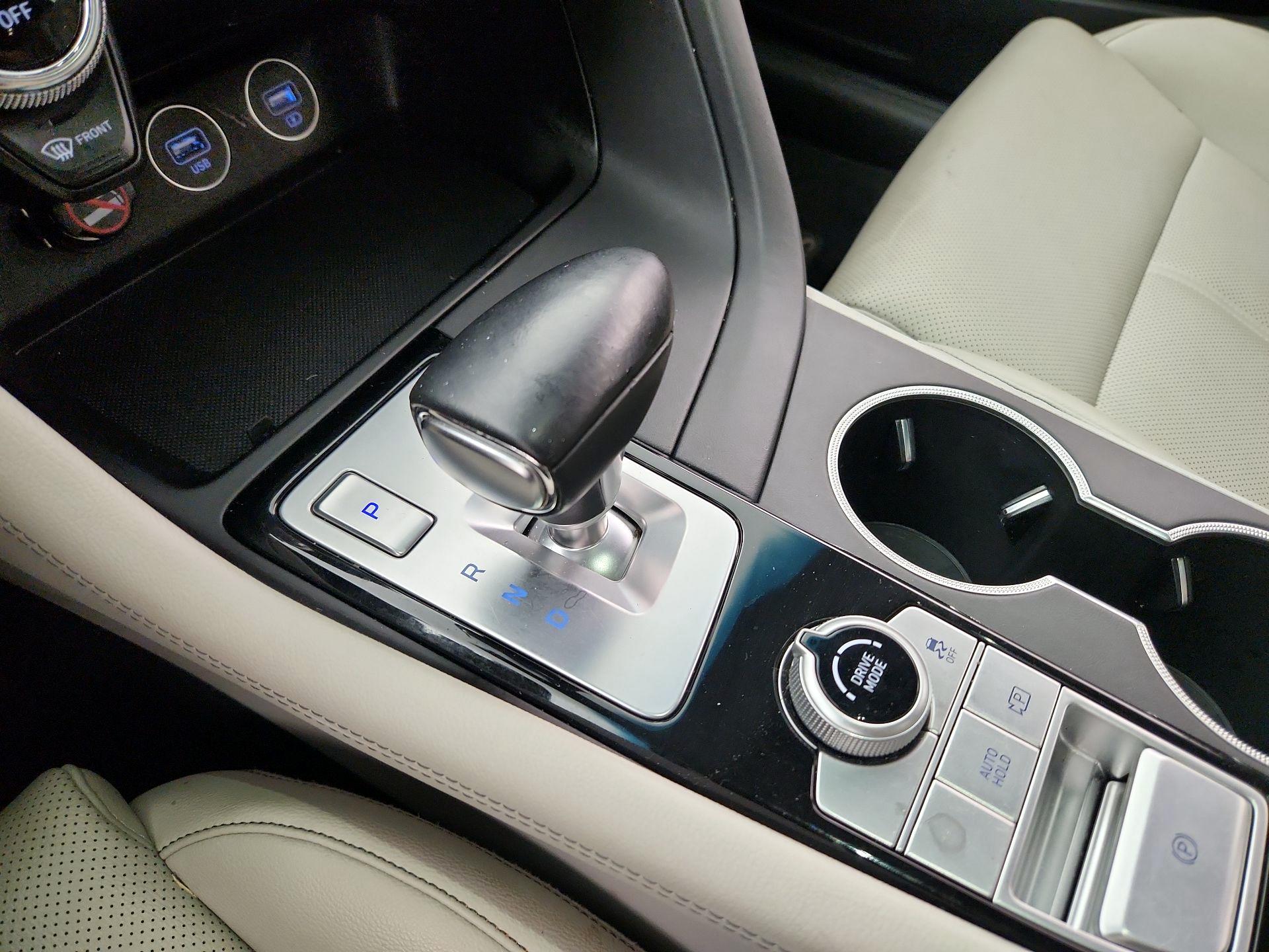 Thumbnail: 2022 Genesis G70 - 18