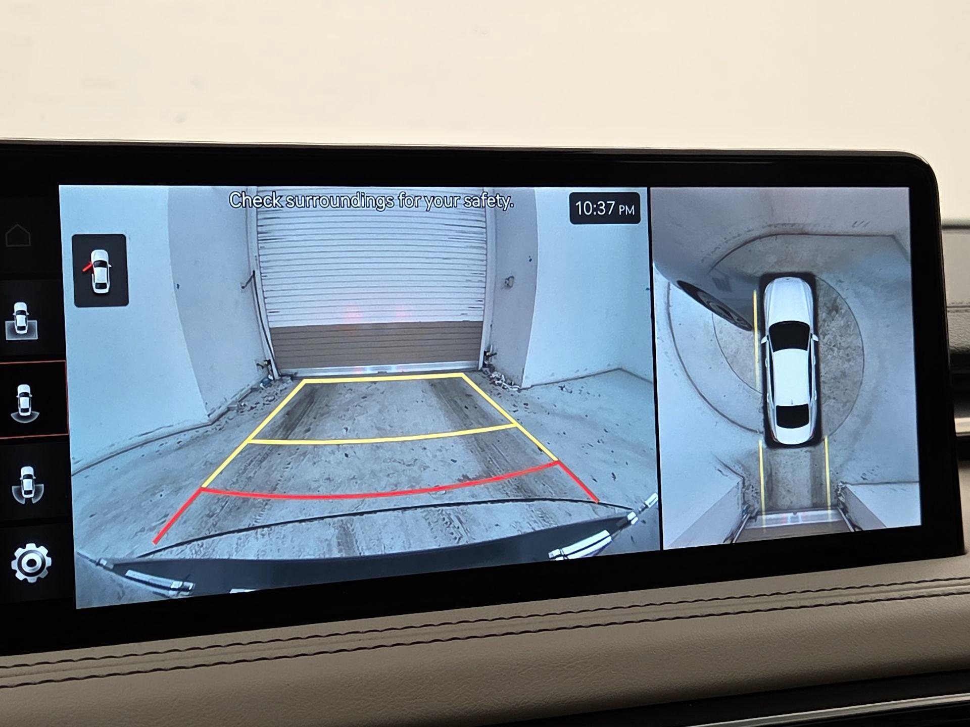 Thumbnail: 2023 Genesis G70 - 15