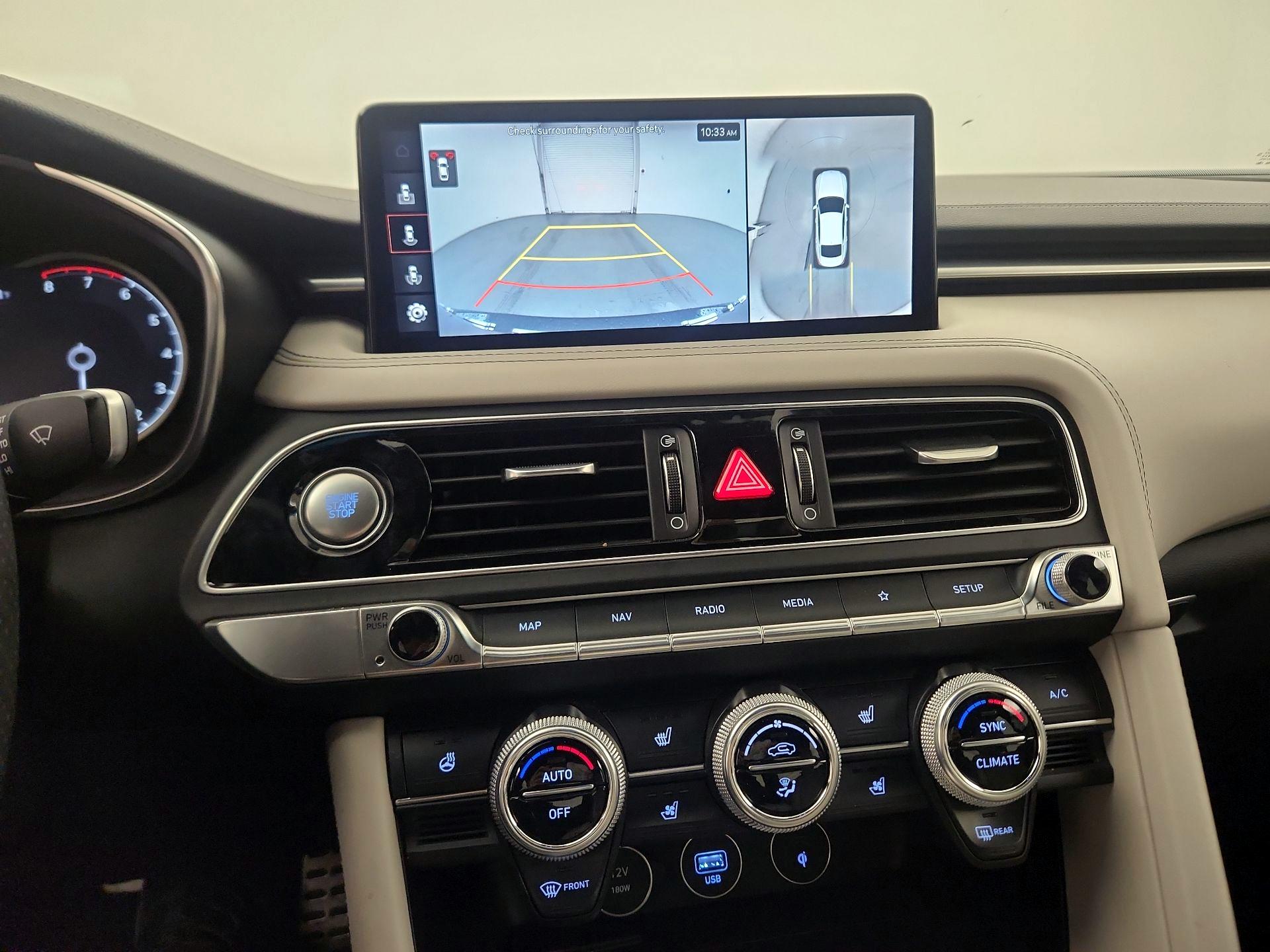 Thumbnail: 2023 Genesis G70 - 12