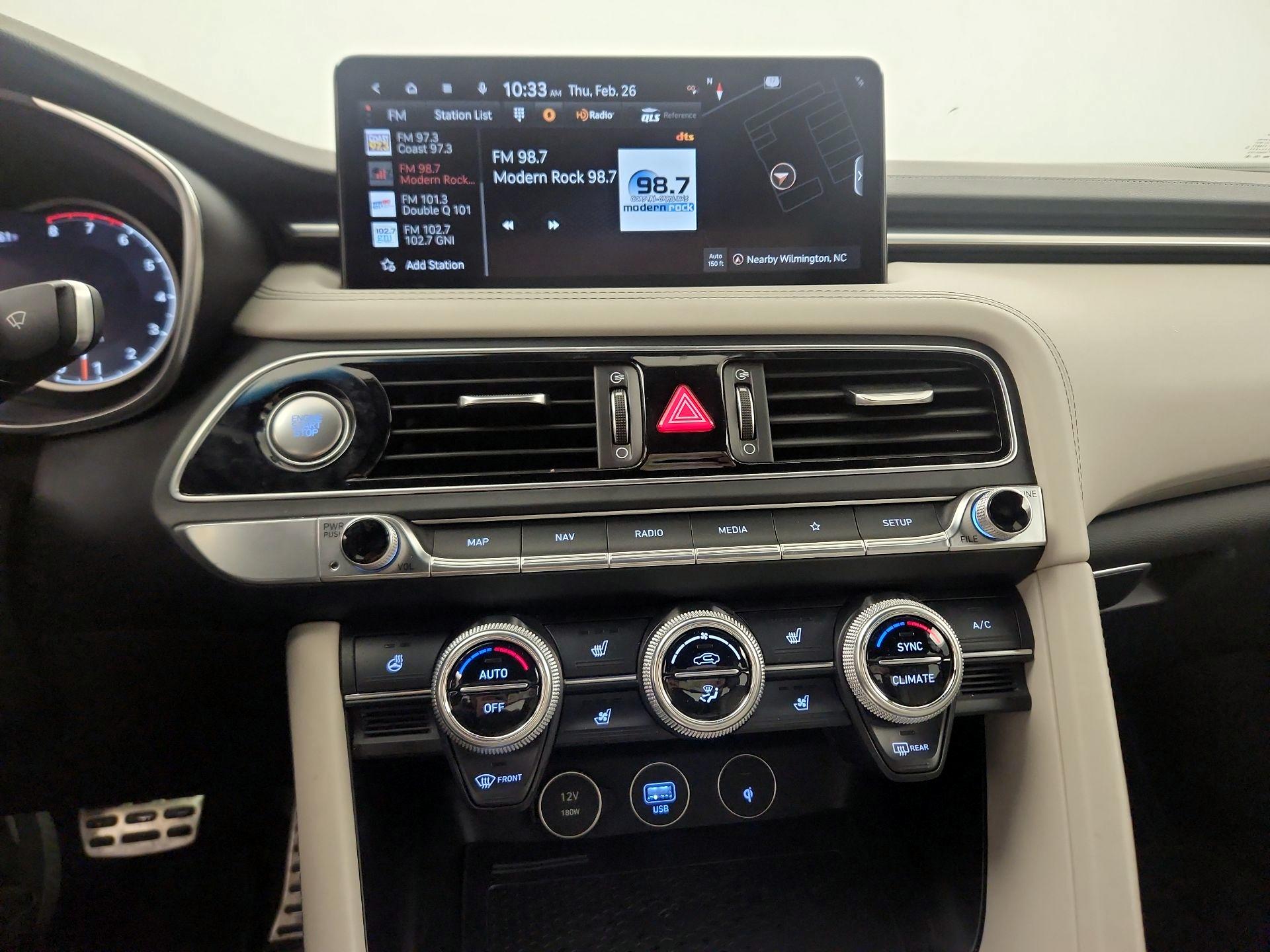 Thumbnail: 2023 Genesis G70 - 13