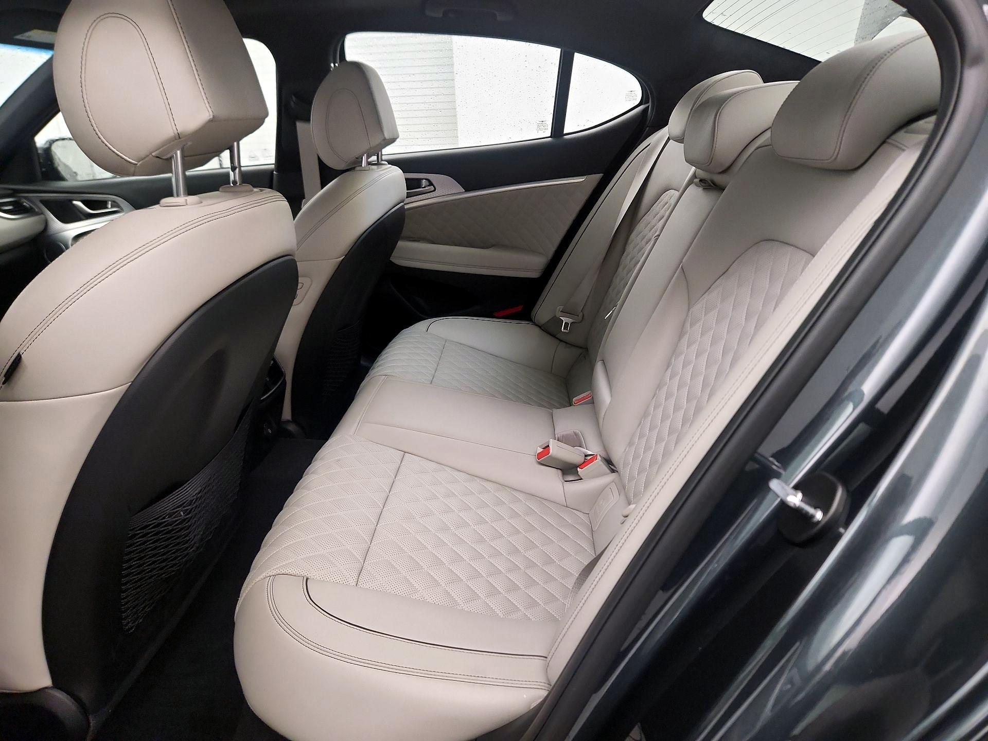 Thumbnail: 2023 Genesis G70 - 18