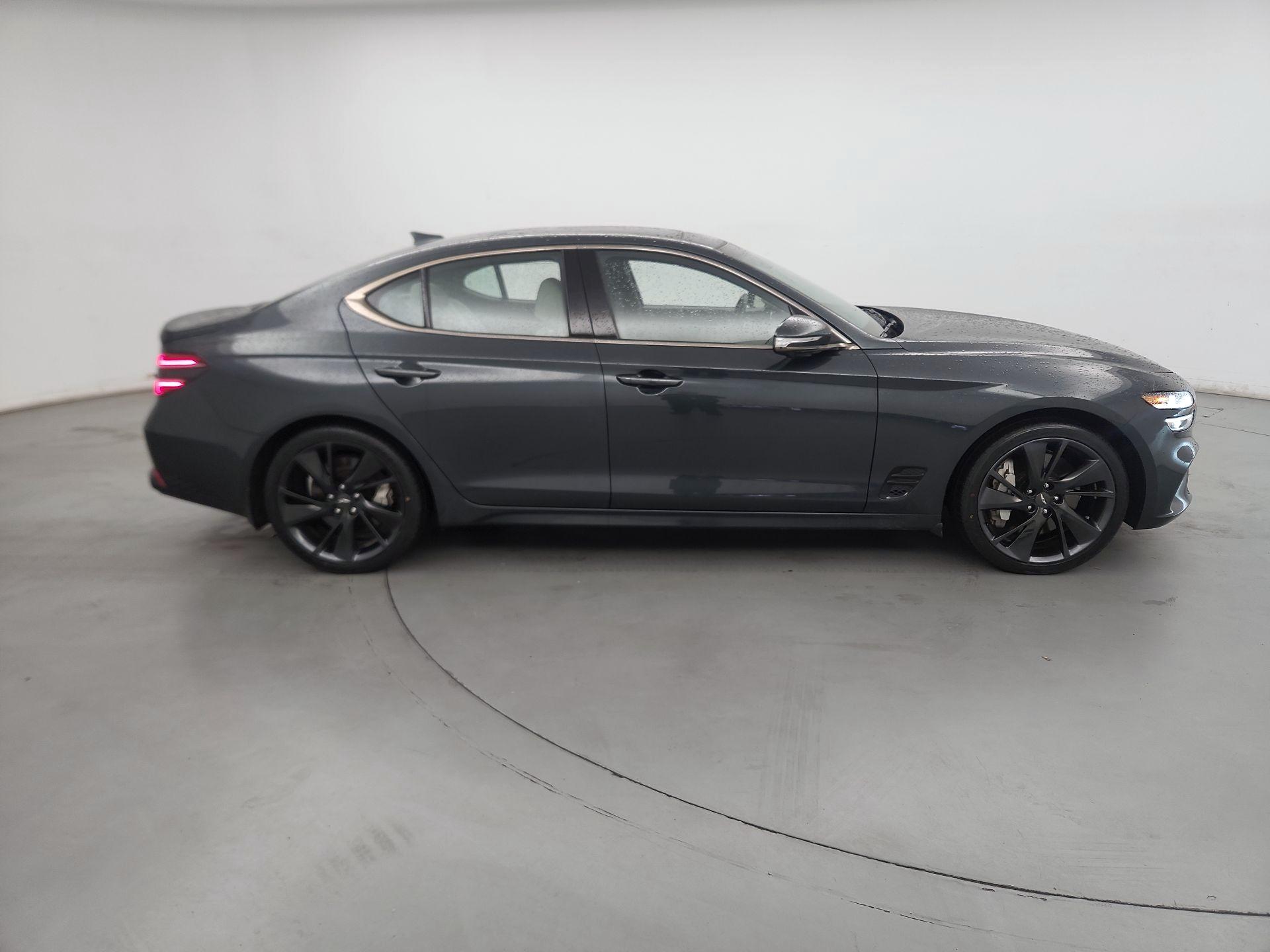 Thumbnail: 2023 Genesis G70 - 4