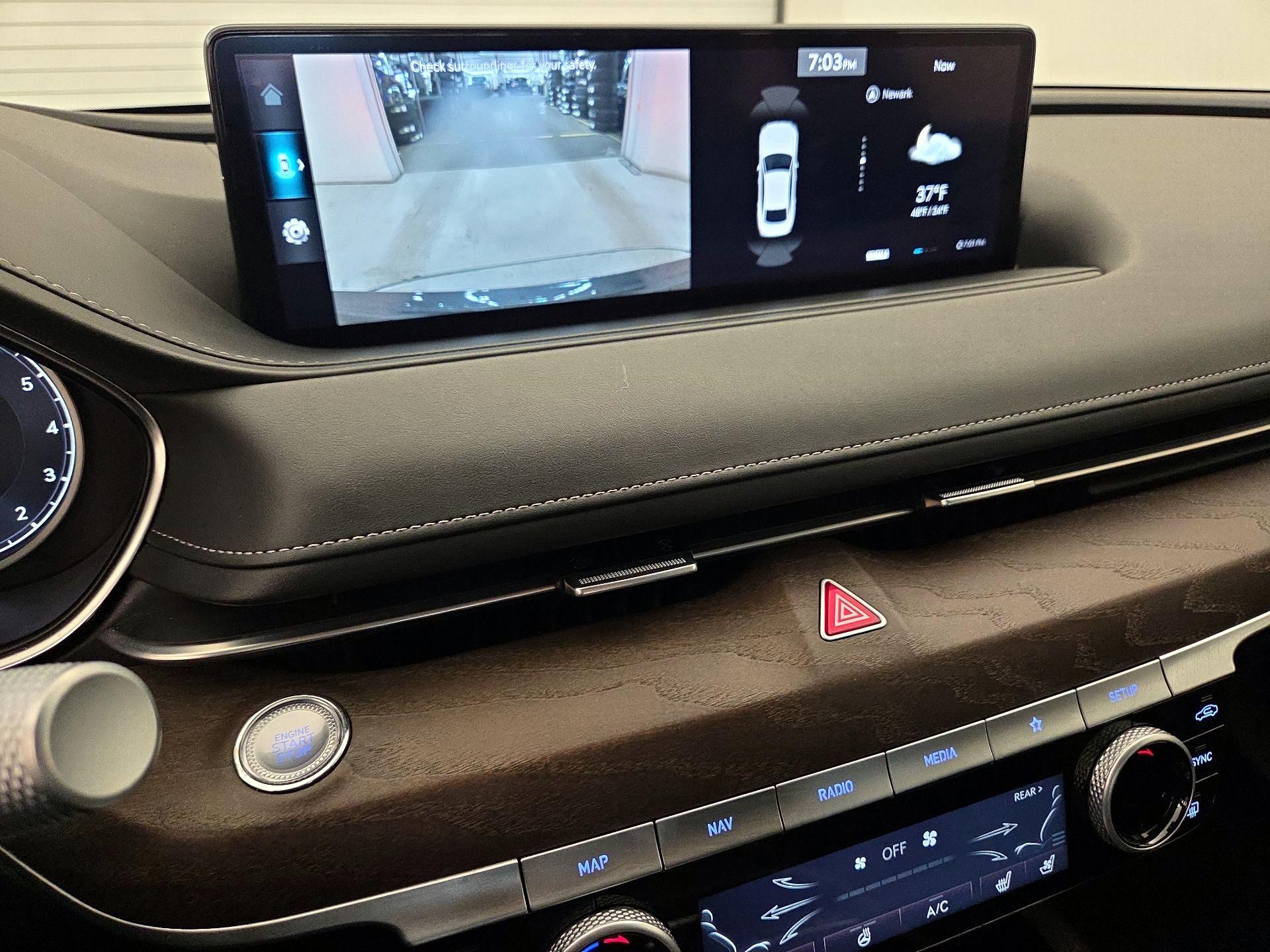 Thumbnail: 2023 Genesis G80 - 14