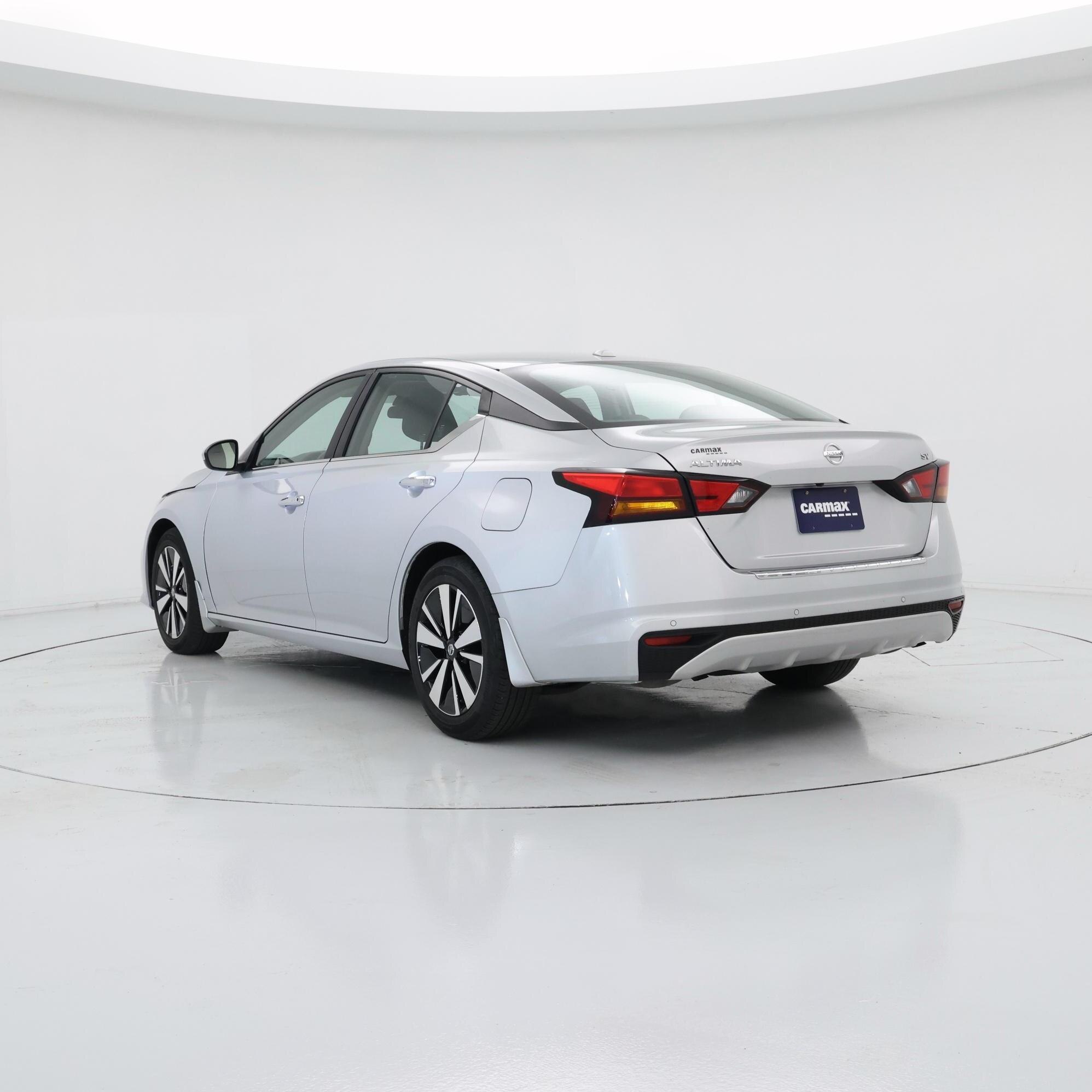 Thumbnail: 2022 Nissan Altima - 2