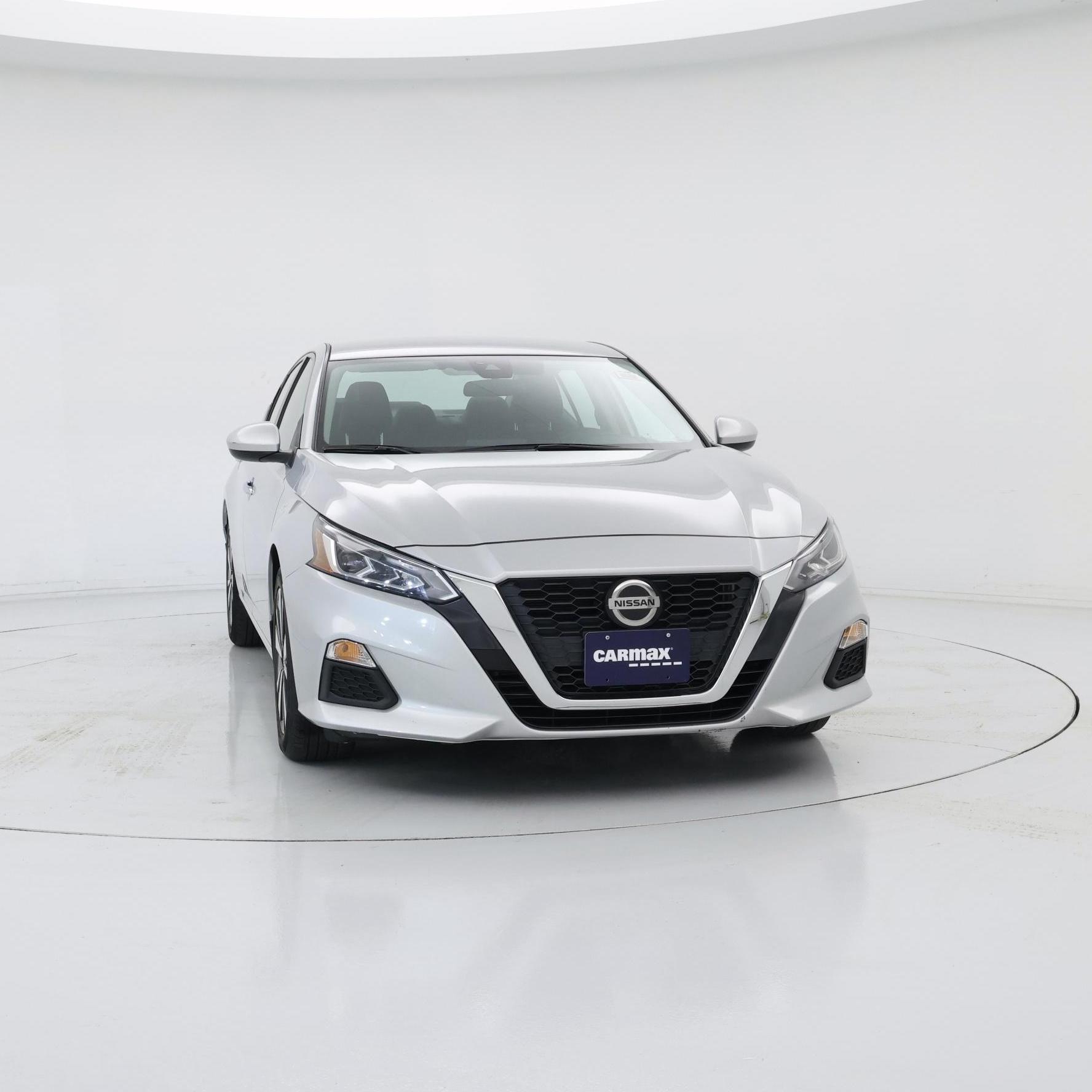 Thumbnail: 2022 Nissan Altima - 5