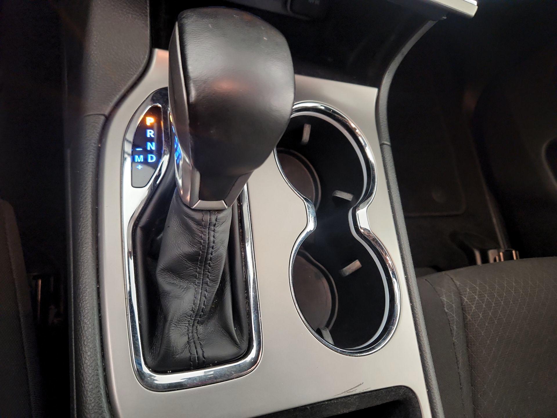 Thumbnail: 2021 Jeep Grand Cherokee - 15