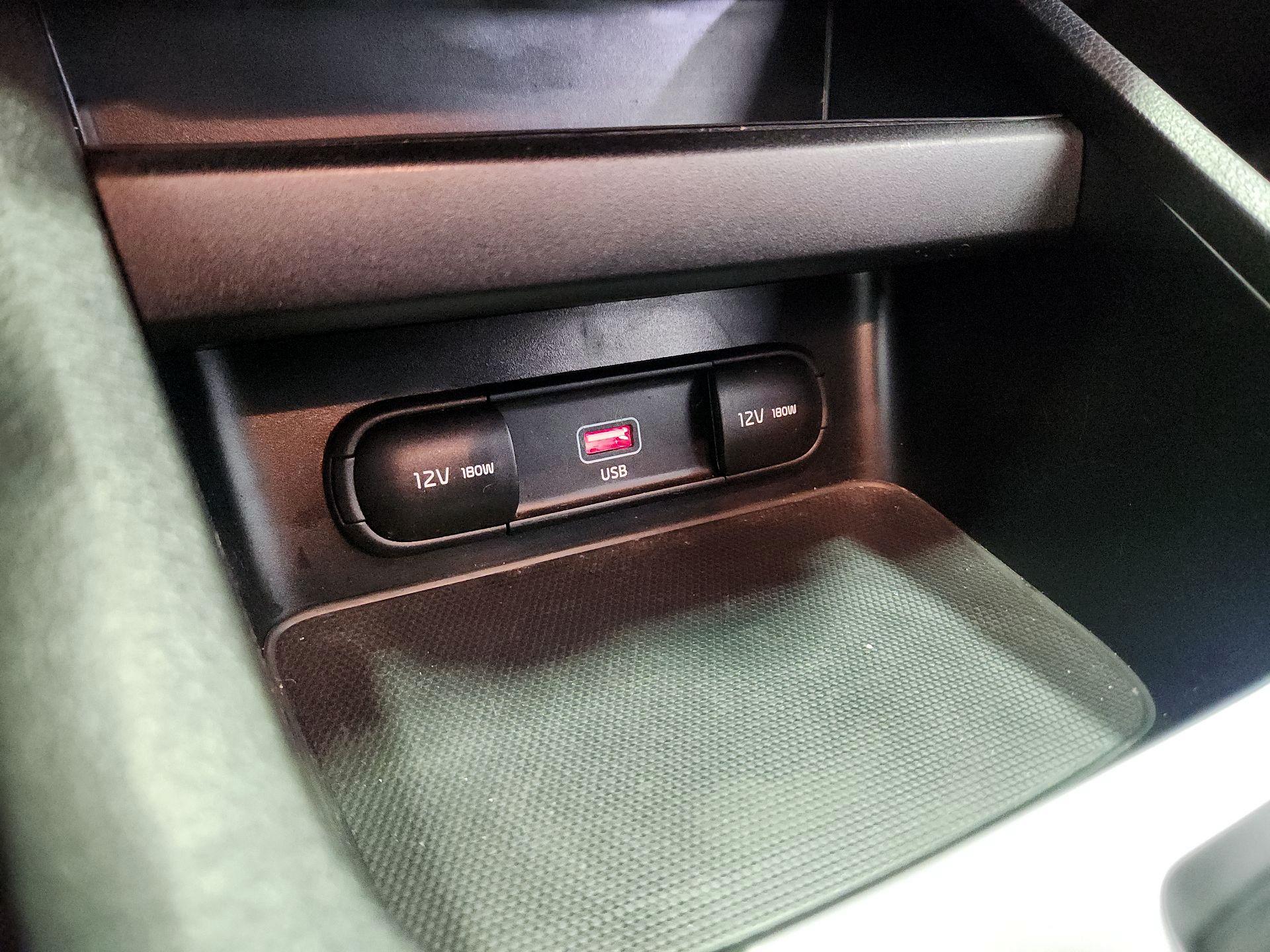 Thumbnail: 2023 Kia Forte - 18