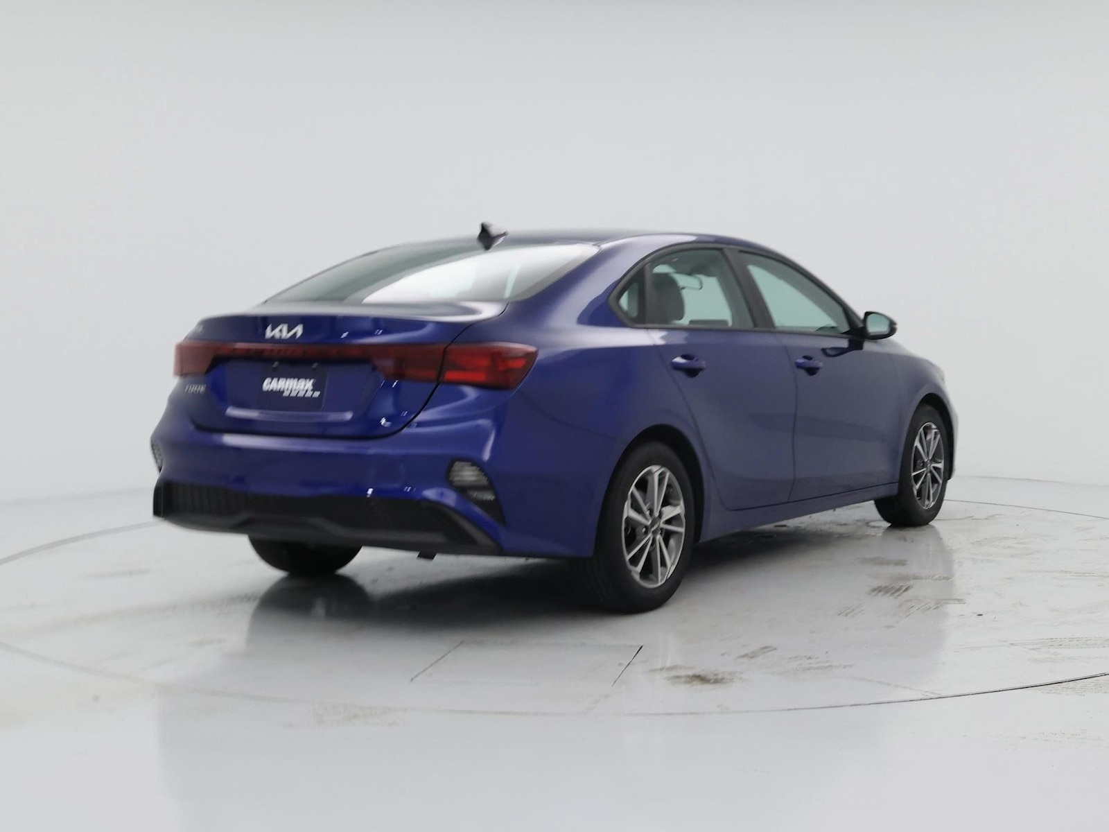 2023 Kia Forte LXS - Photo 9