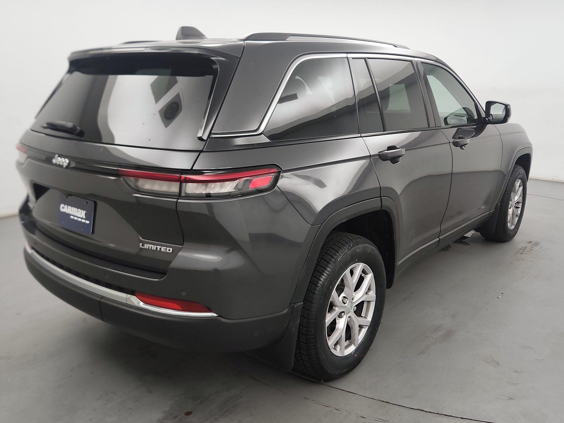 Thumbnail: 2022 Jeep Grand Cherokee - 5