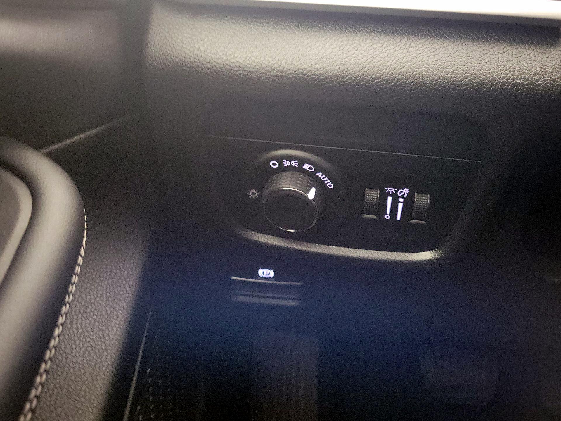 Thumbnail: 2023 Jeep Grand Cherokee - 11