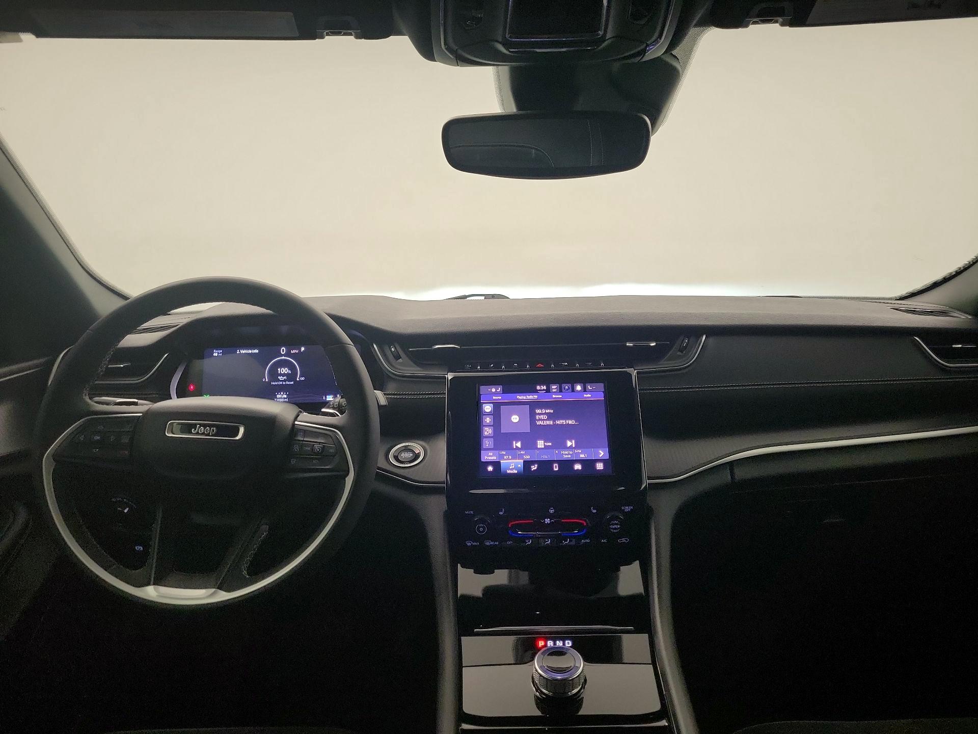 Thumbnail: 2023 Jeep Grand Cherokee - 8