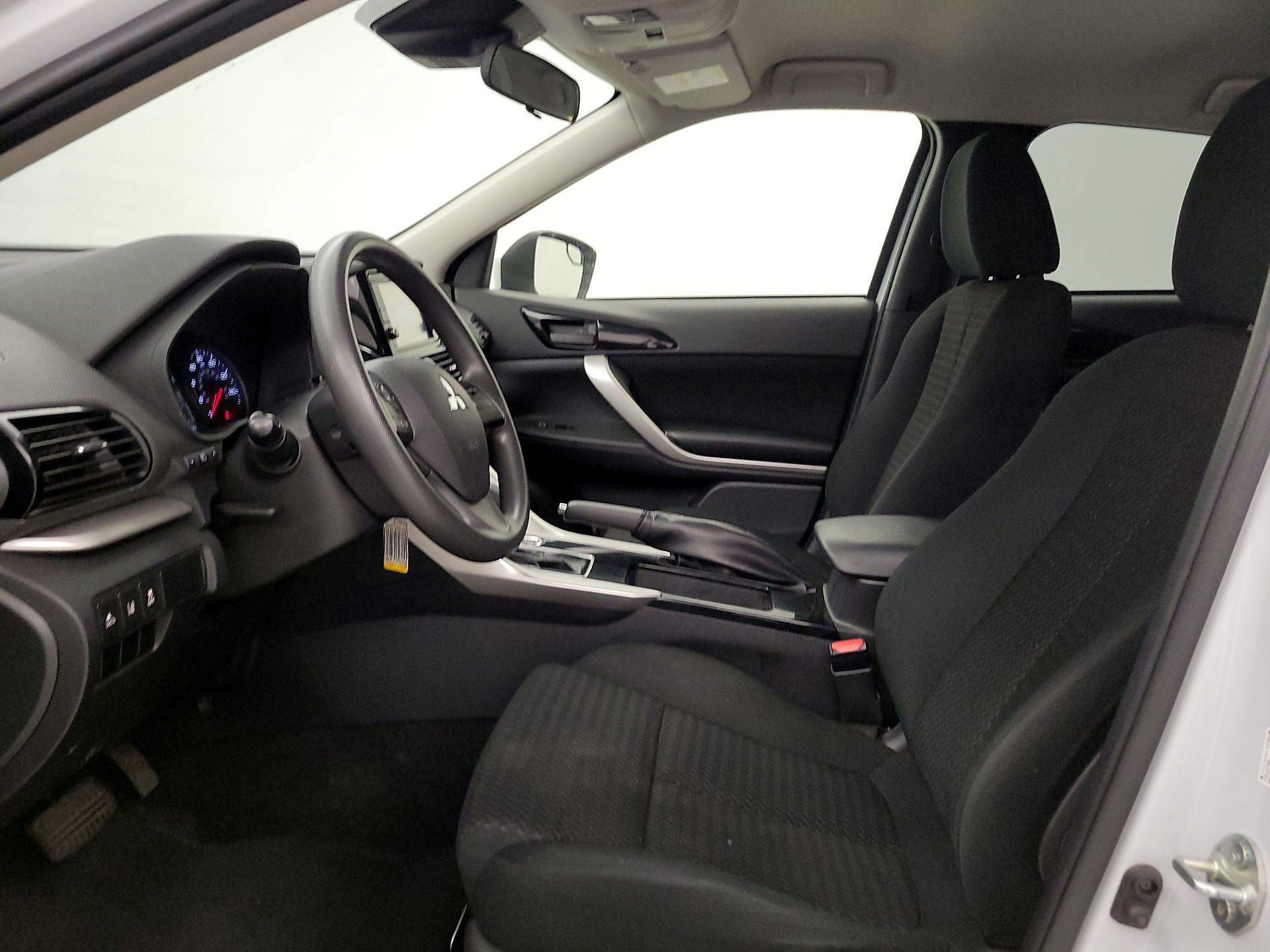 Thumbnail: 2022 Mitsubishi Eclipse Cross - 11