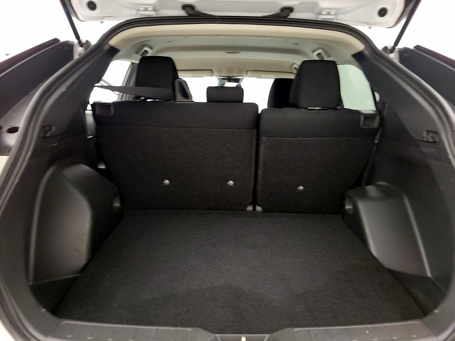 Thumbnail: 2022 Mitsubishi Eclipse Cross - 20