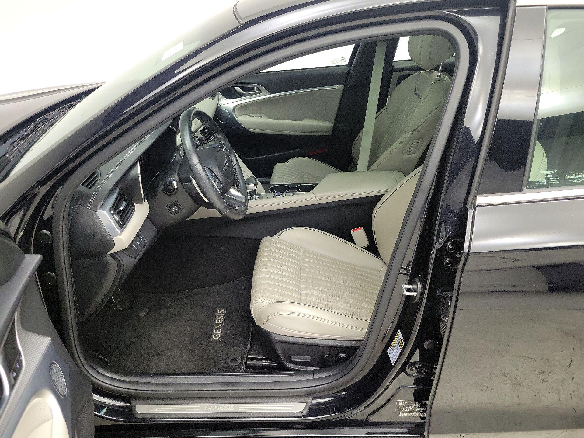 Thumbnail: 2023 Genesis G70 - 11