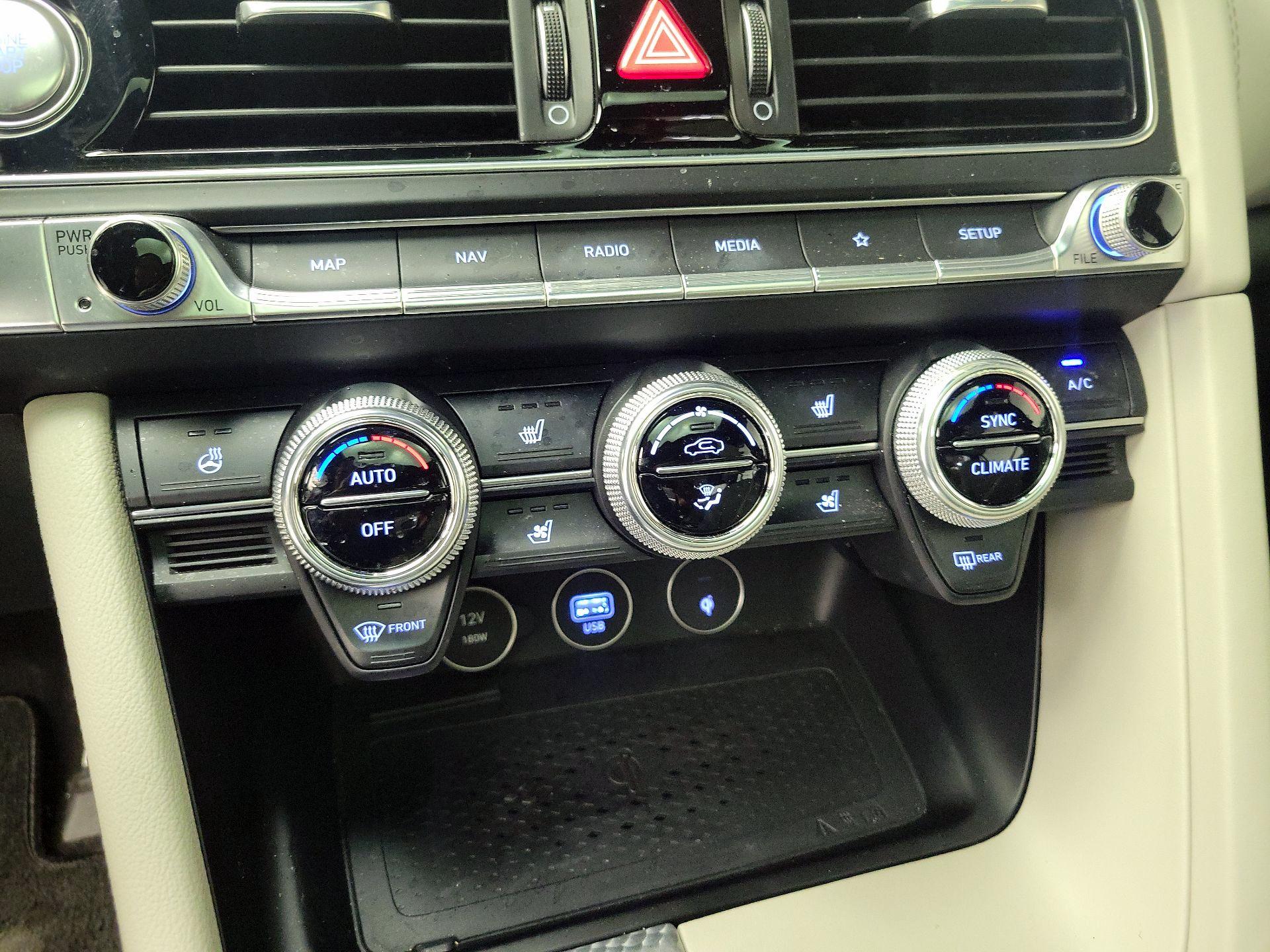 Thumbnail: 2023 Genesis G70 - 17