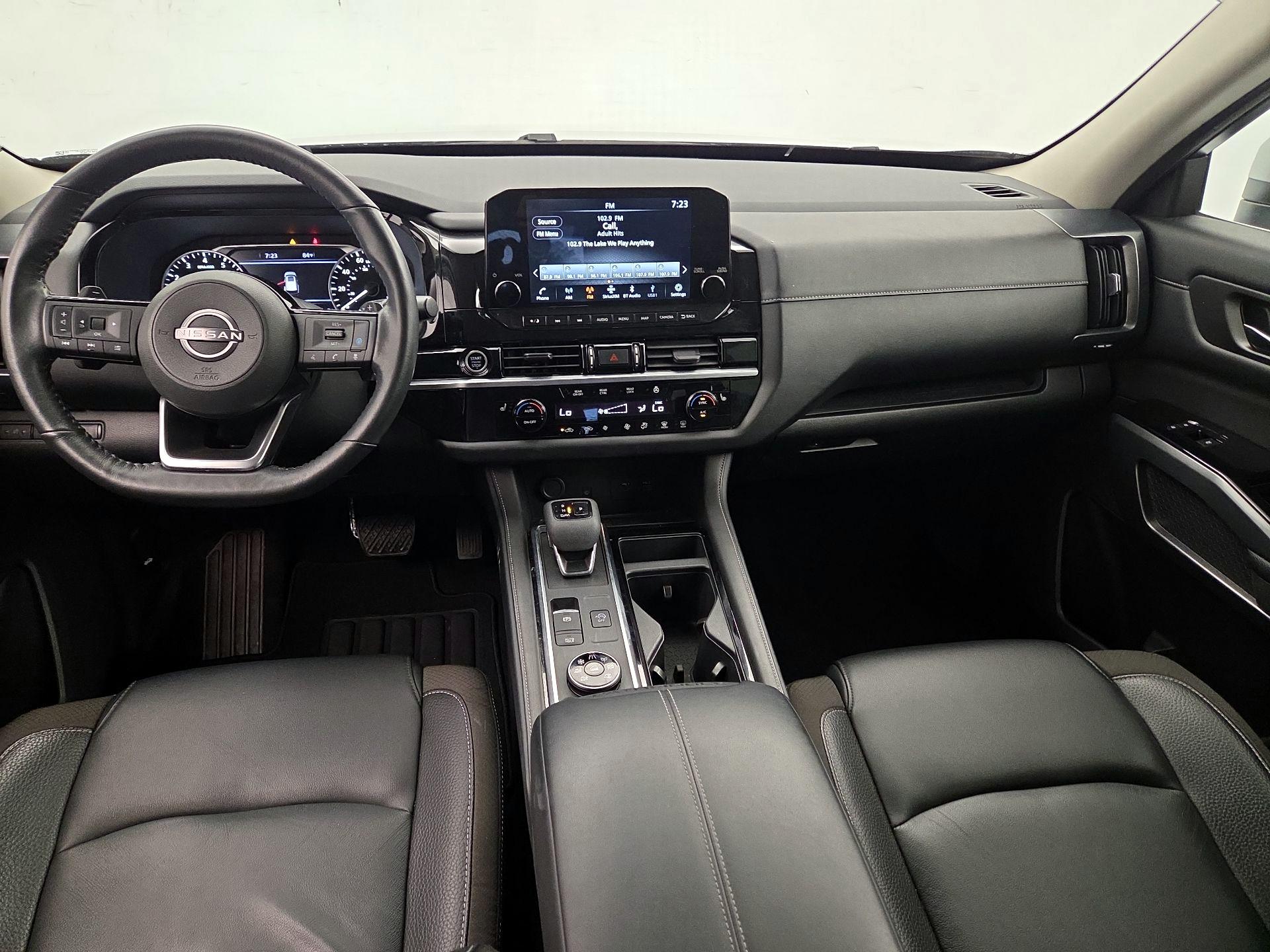 Thumbnail: 2023 Nissan Pathfinder - 9