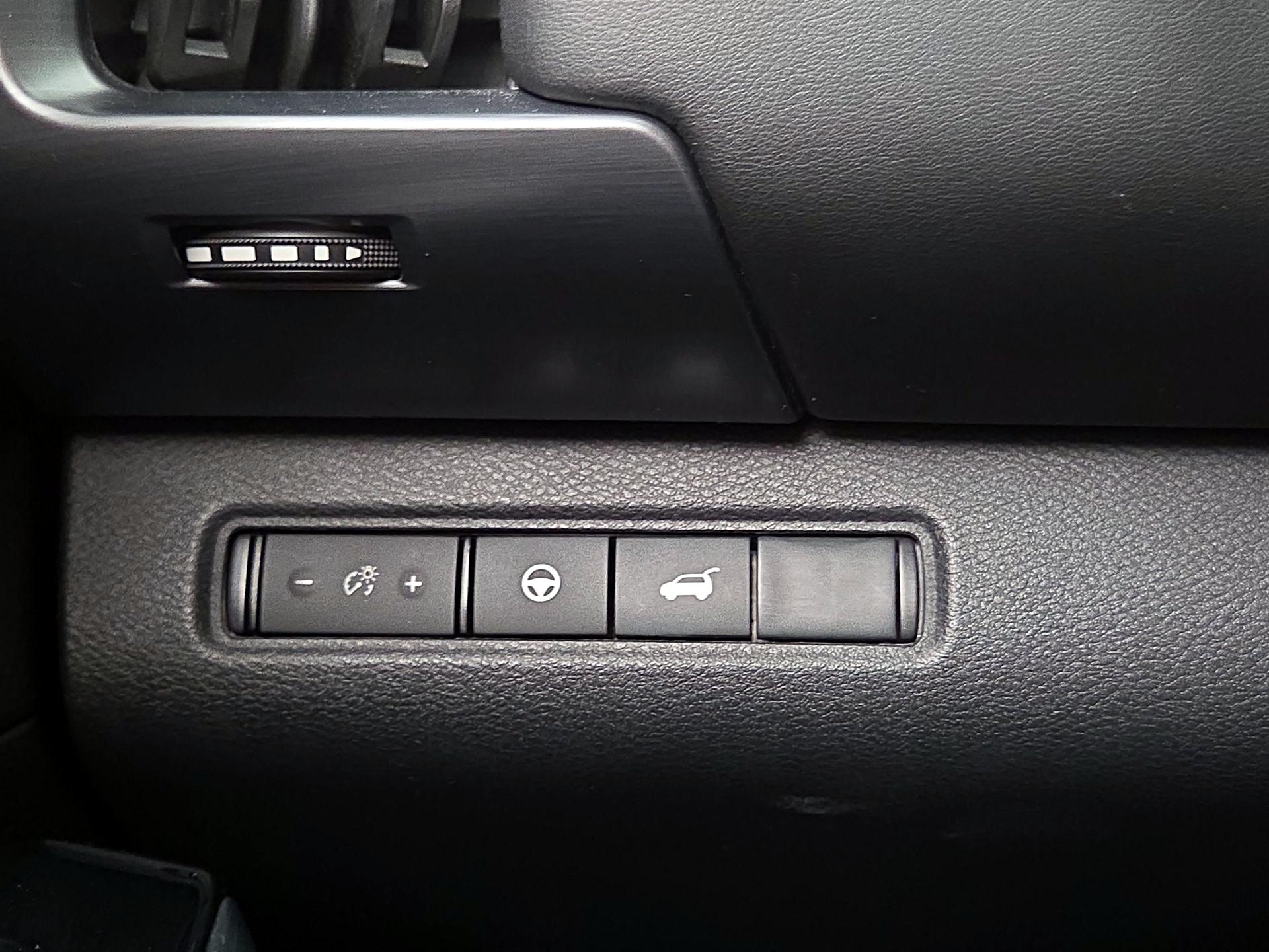 Thumbnail: 2023 Nissan Pathfinder - 13