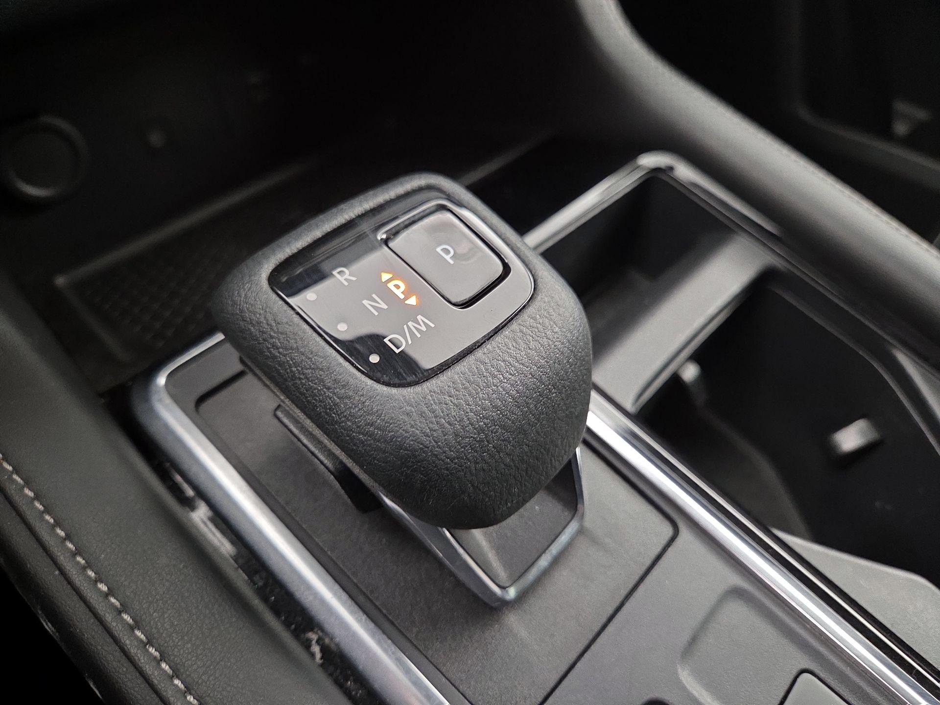 Thumbnail: 2023 Nissan Pathfinder - 17