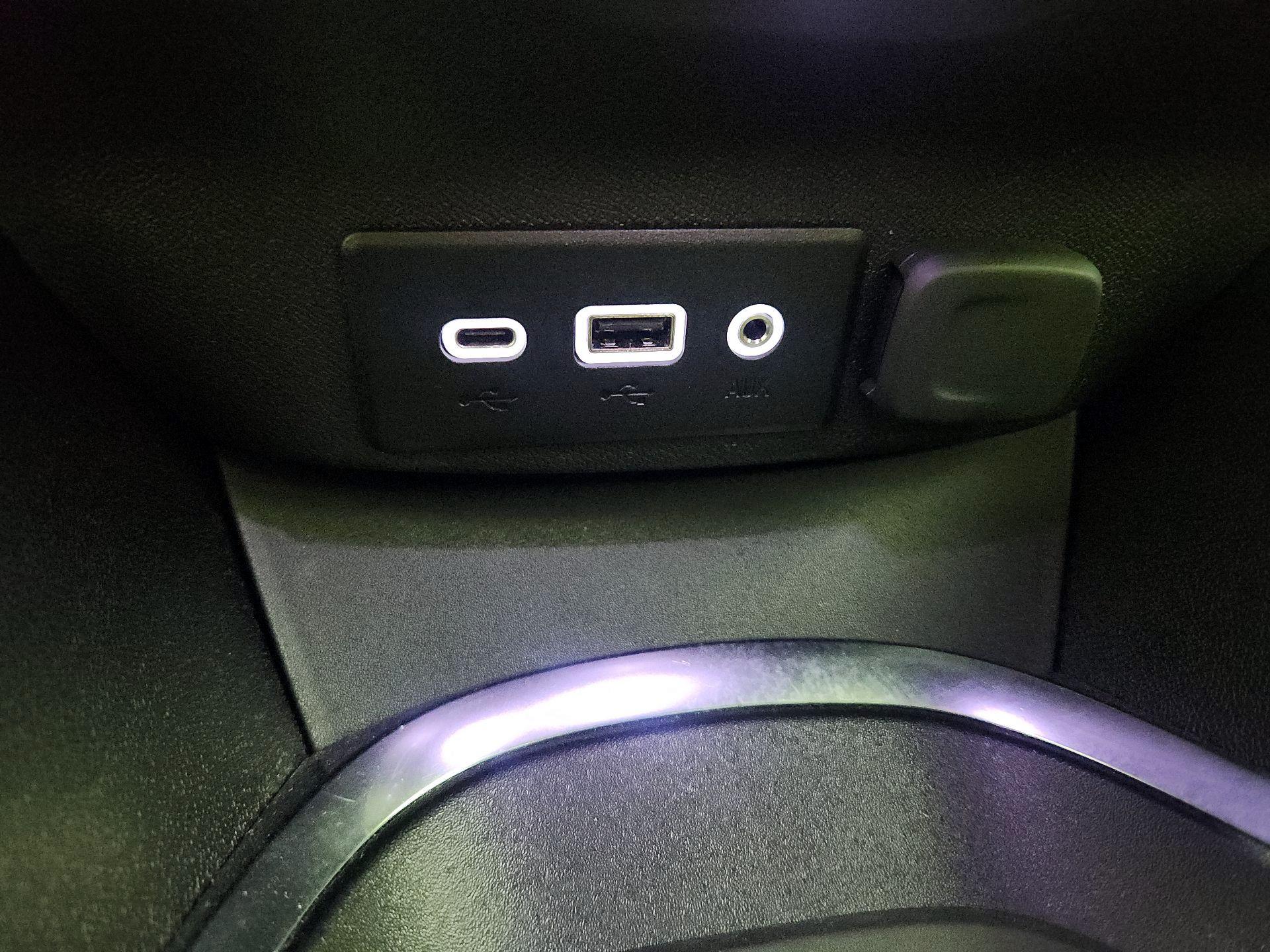 Thumbnail: 2024 Chevrolet Malibu - 19