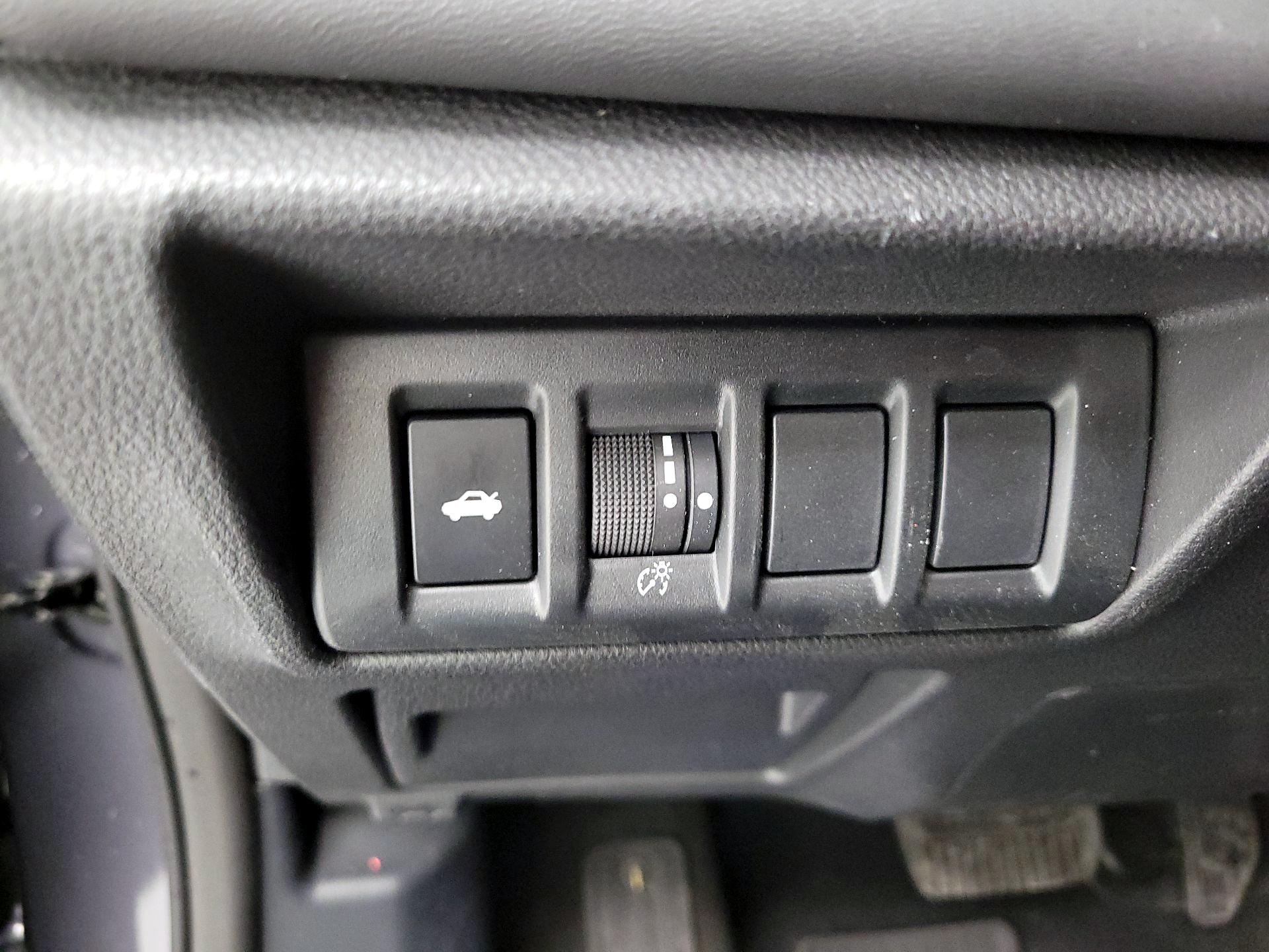 Thumbnail: 2023 Subaru Legacy - 13