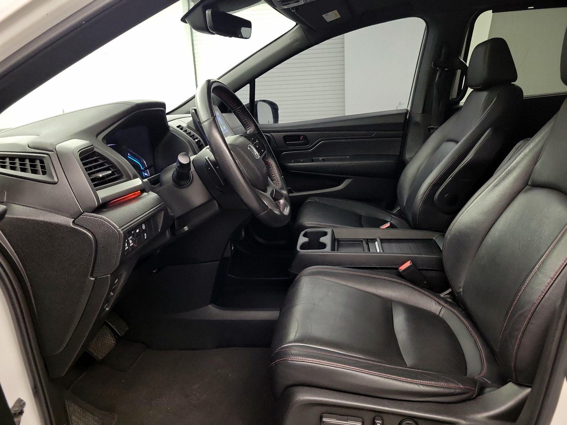 Thumbnail: 2023 Honda Odyssey - 9