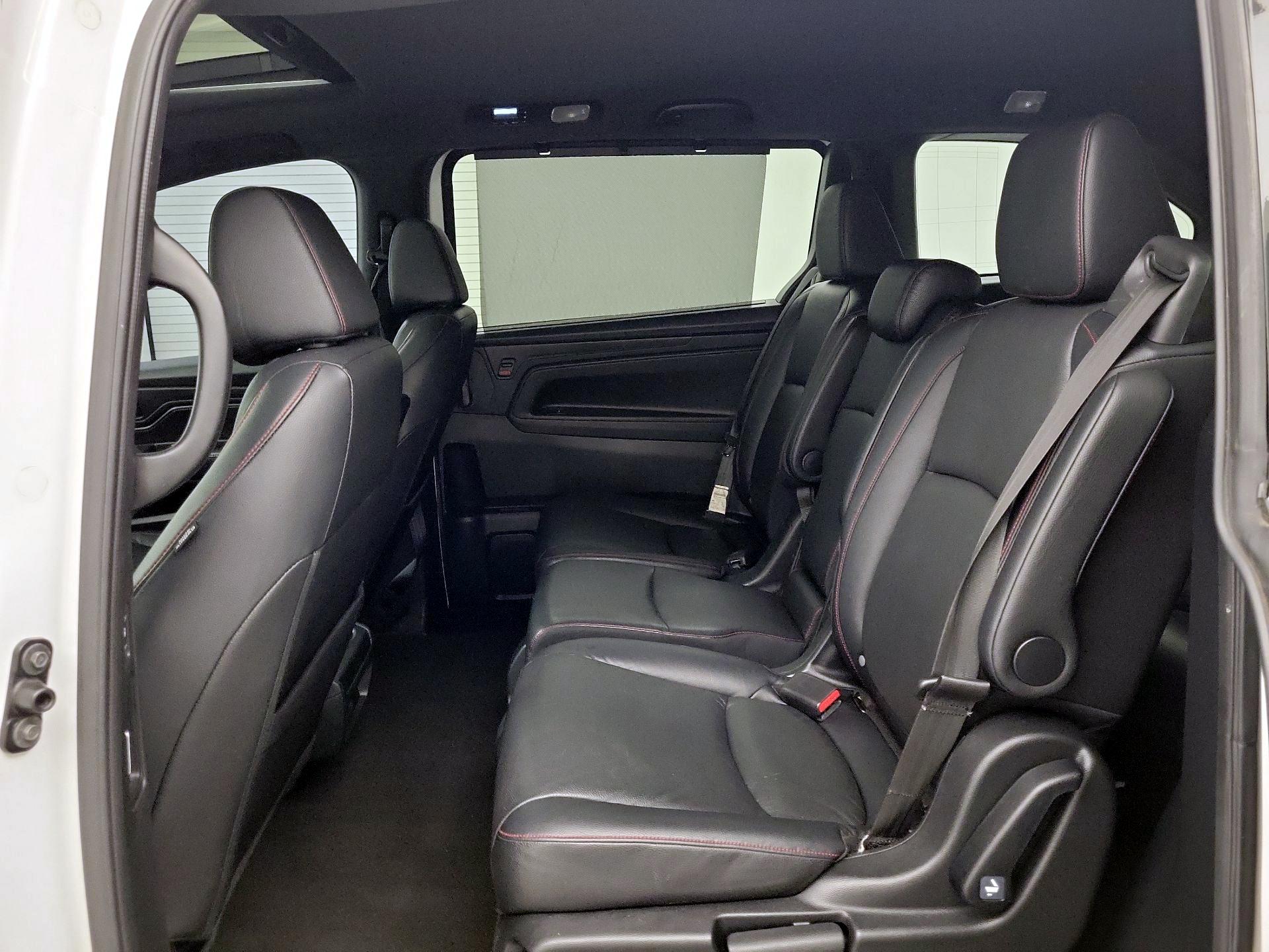 Thumbnail: 2023 Honda Odyssey - 18