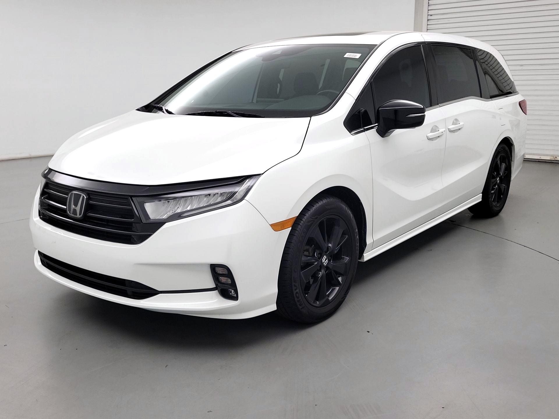 Thumbnail: 2023 Honda Odyssey - 3
