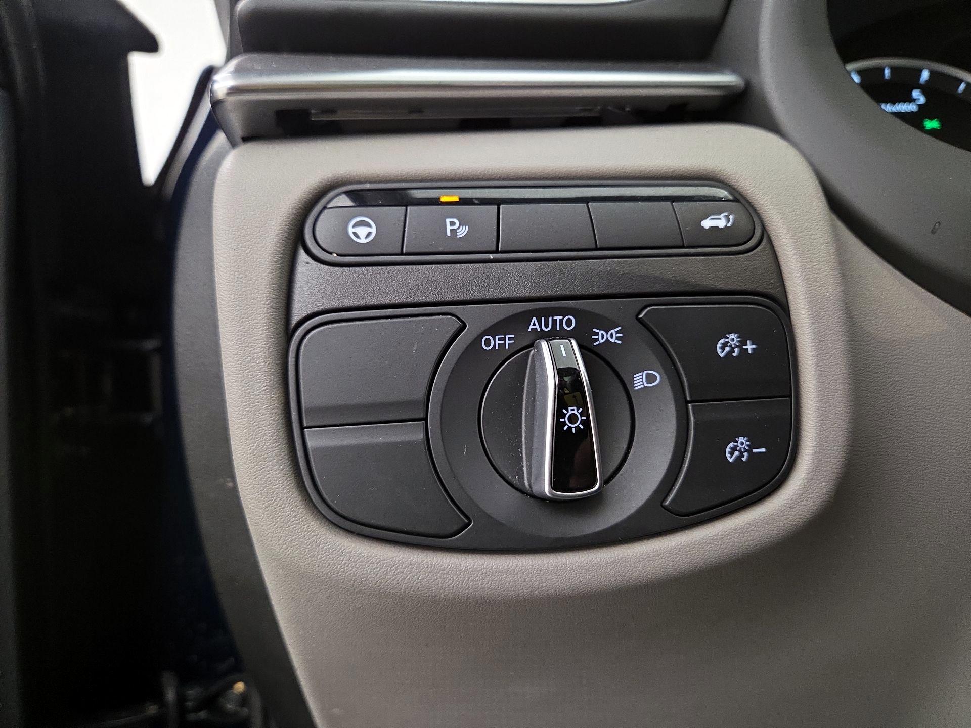 Thumbnail: 2023 INFINITI QX50 - 13