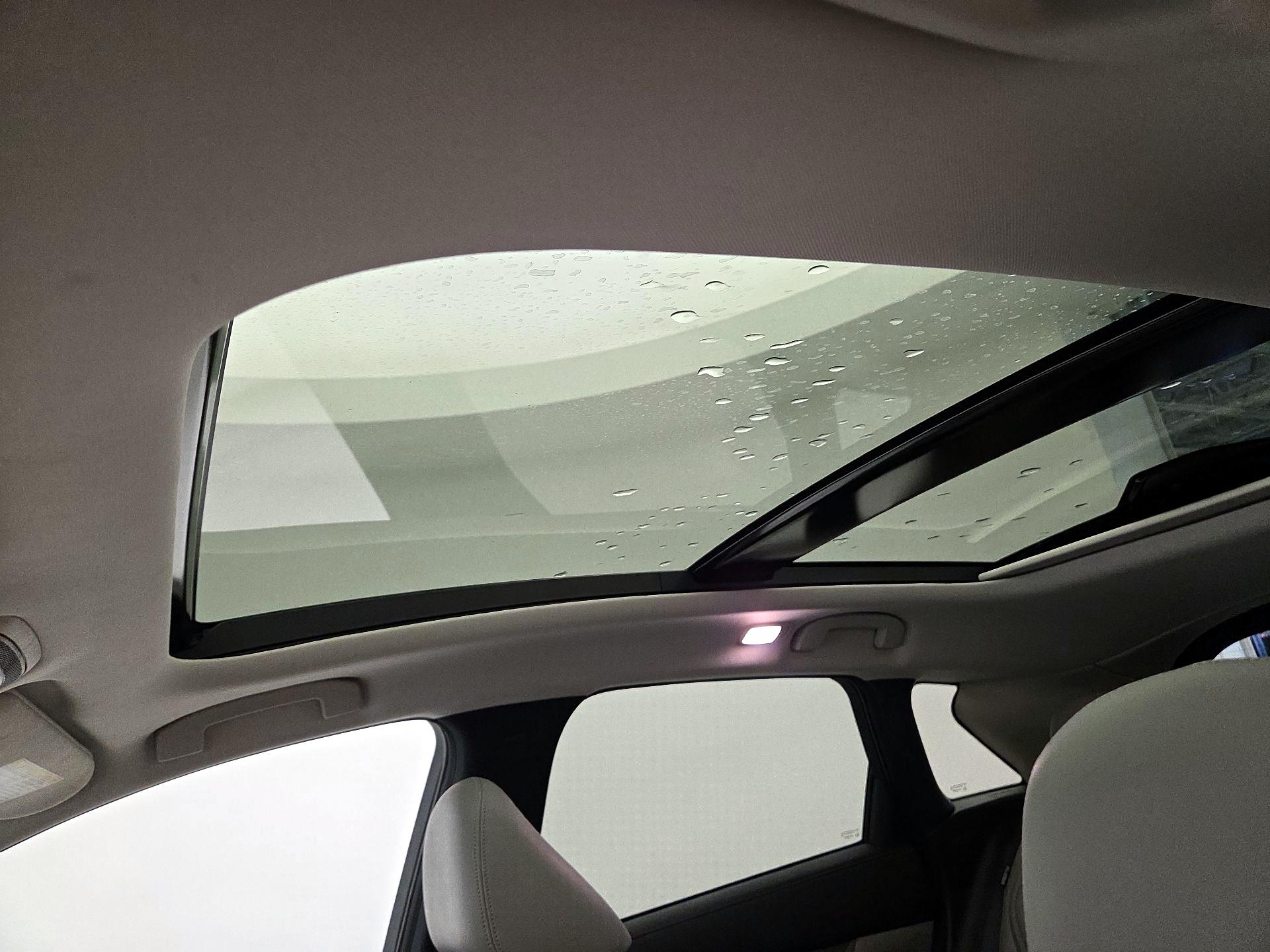 Thumbnail: 2023 INFINITI QX50 - 19