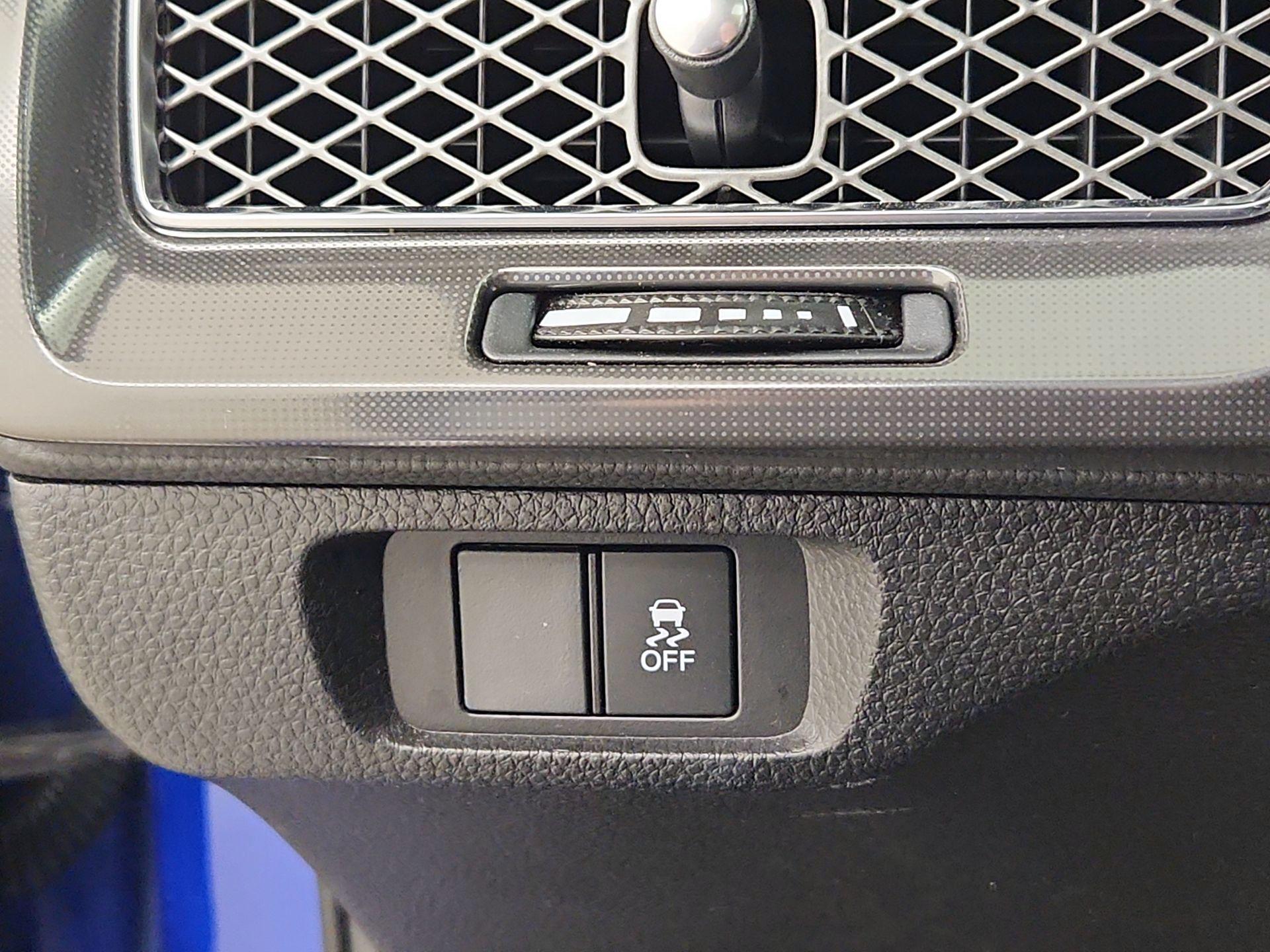 Thumbnail: 2023 Acura Integra - 13