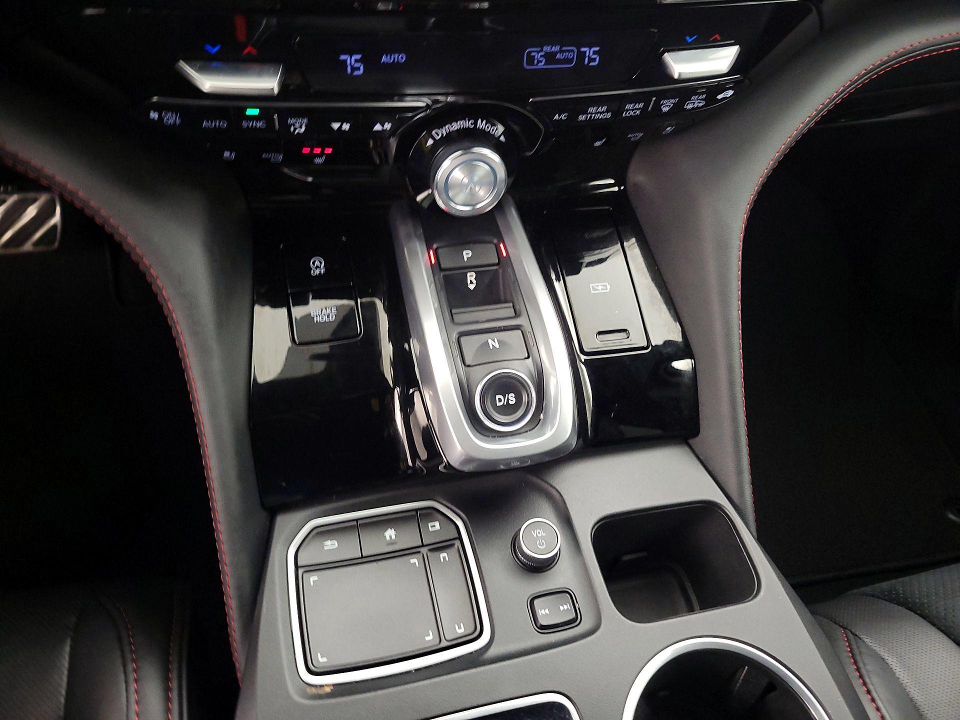 Thumbnail: 2022 Acura MDX - 17